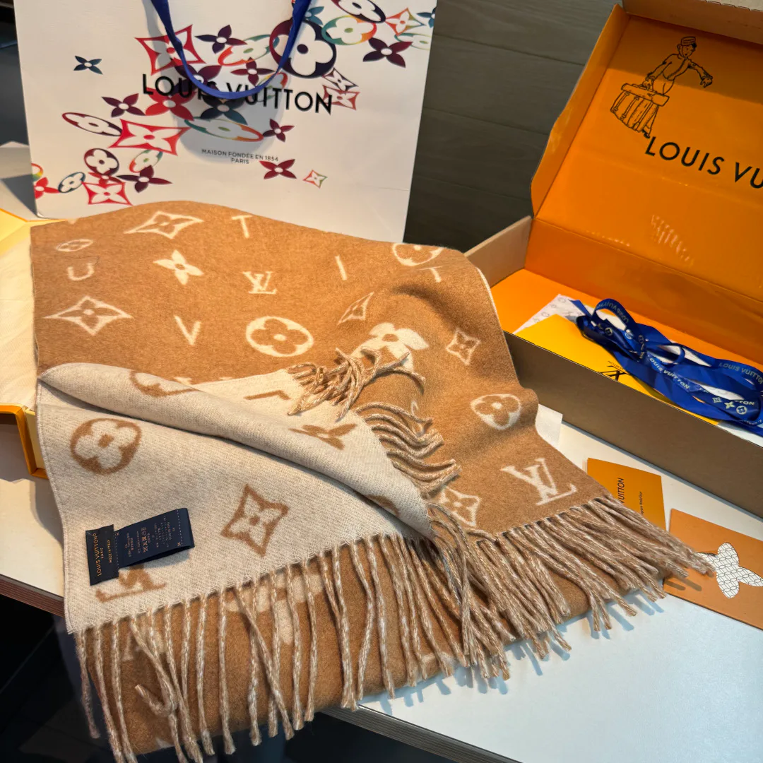 Шарфы Louis Vuitton 4738606