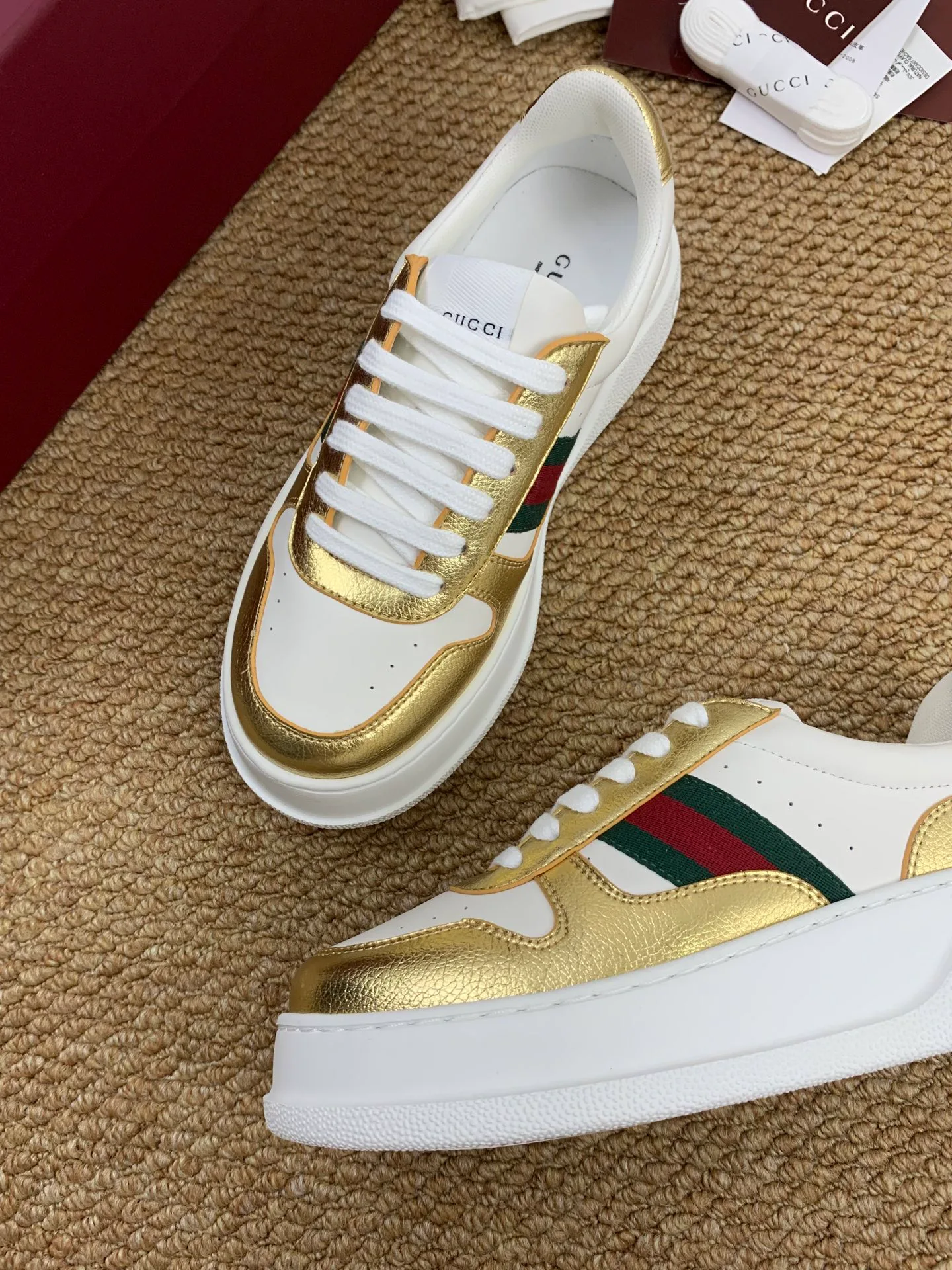 Кроссовки Женские Gucci 17545193
