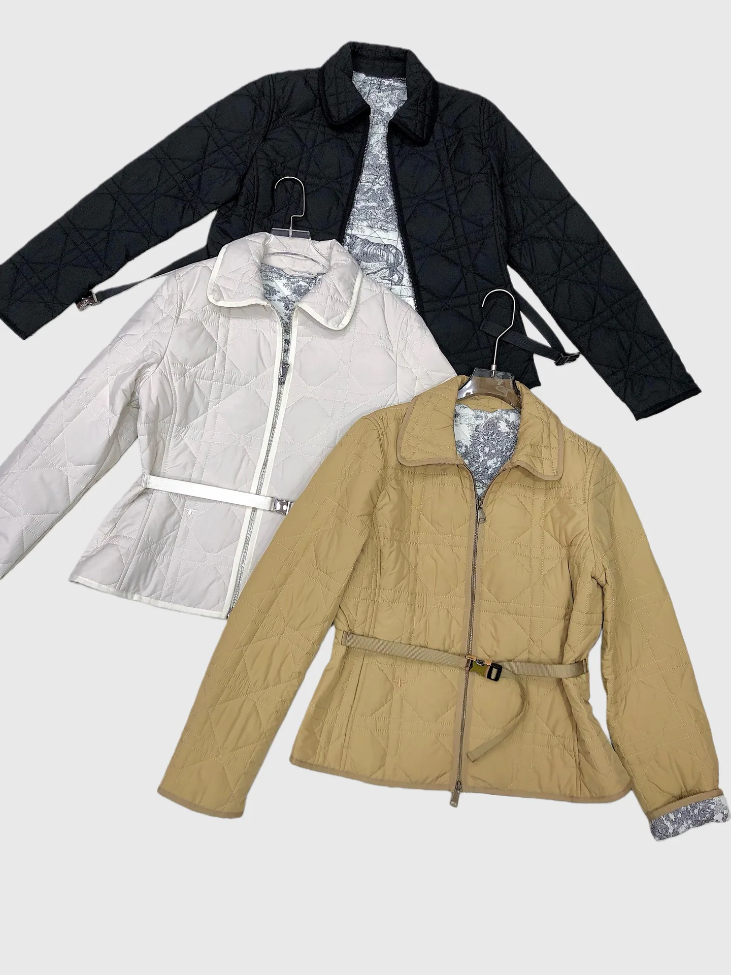 Куртки И Пуховики Женские Christian Dior 17964709