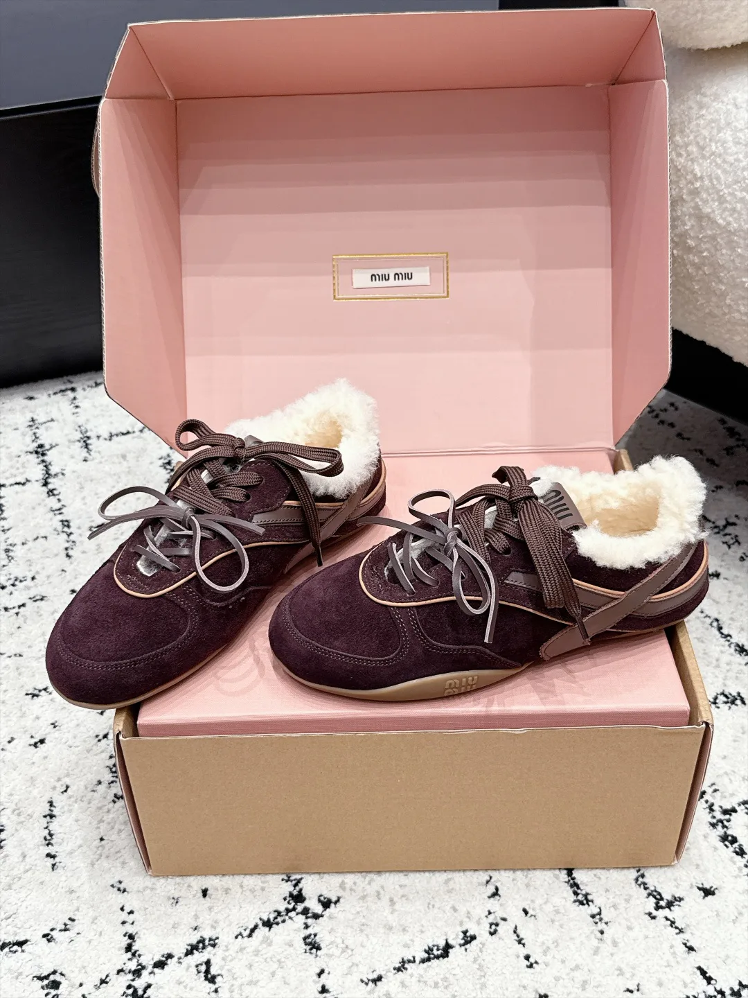 Кроссовки Женские Miu Miu 18505430