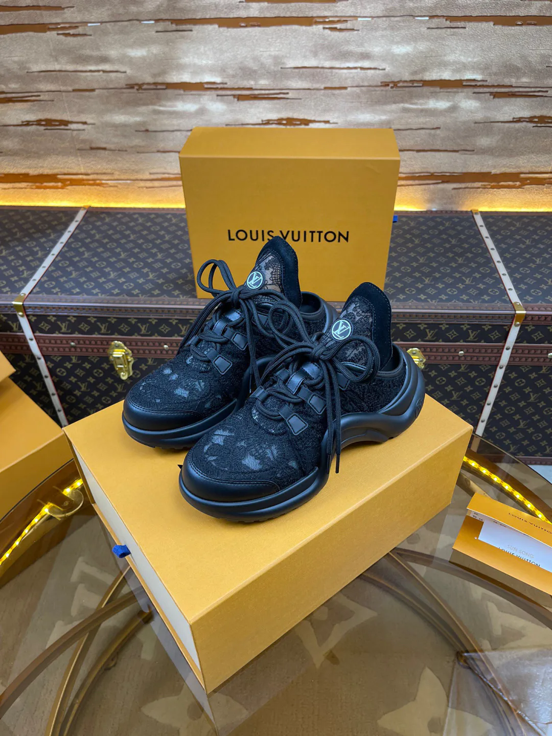 Кроссовки Женские Louis Vuitton 17375