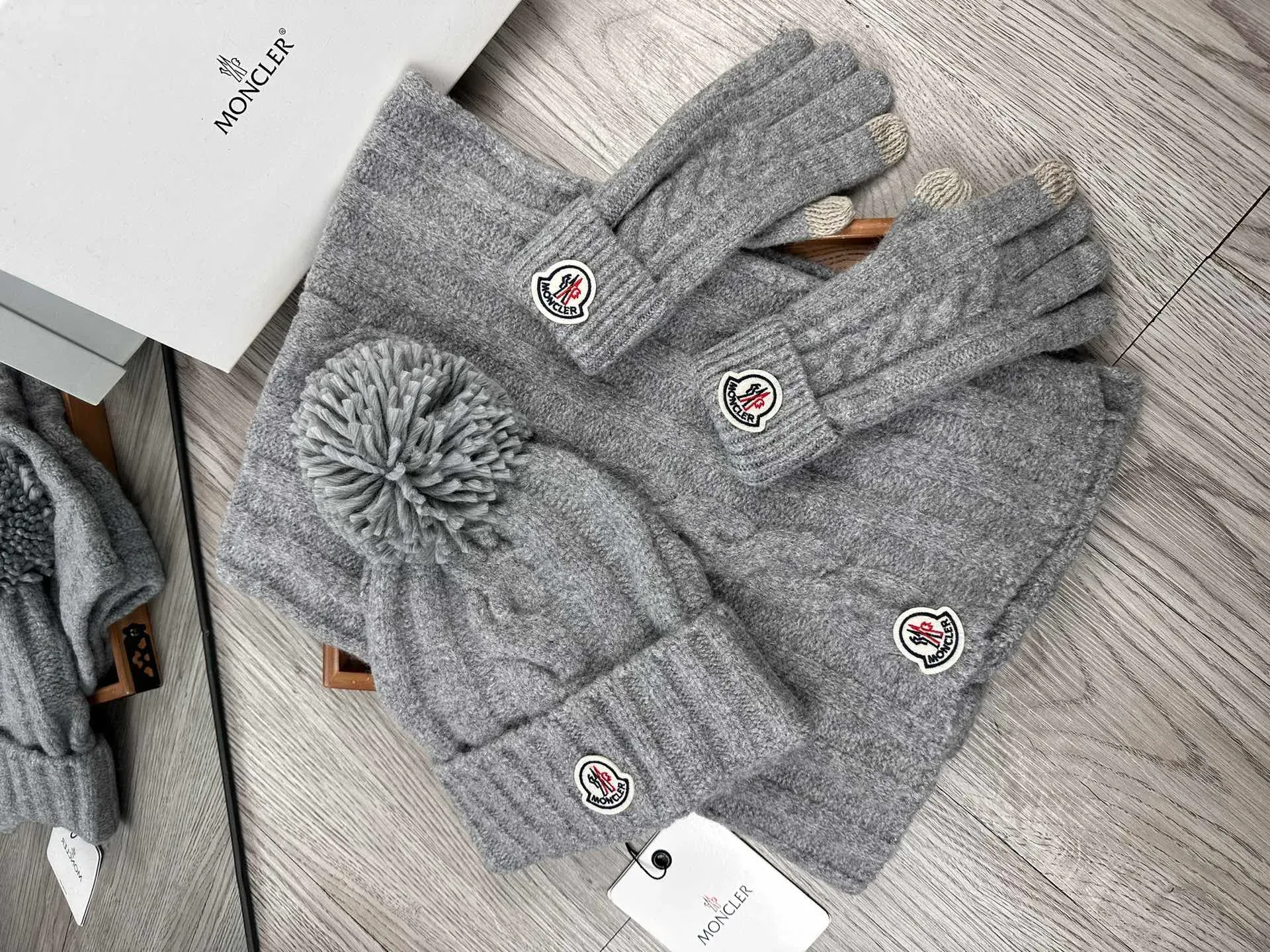 Шарфы Moncler 318480