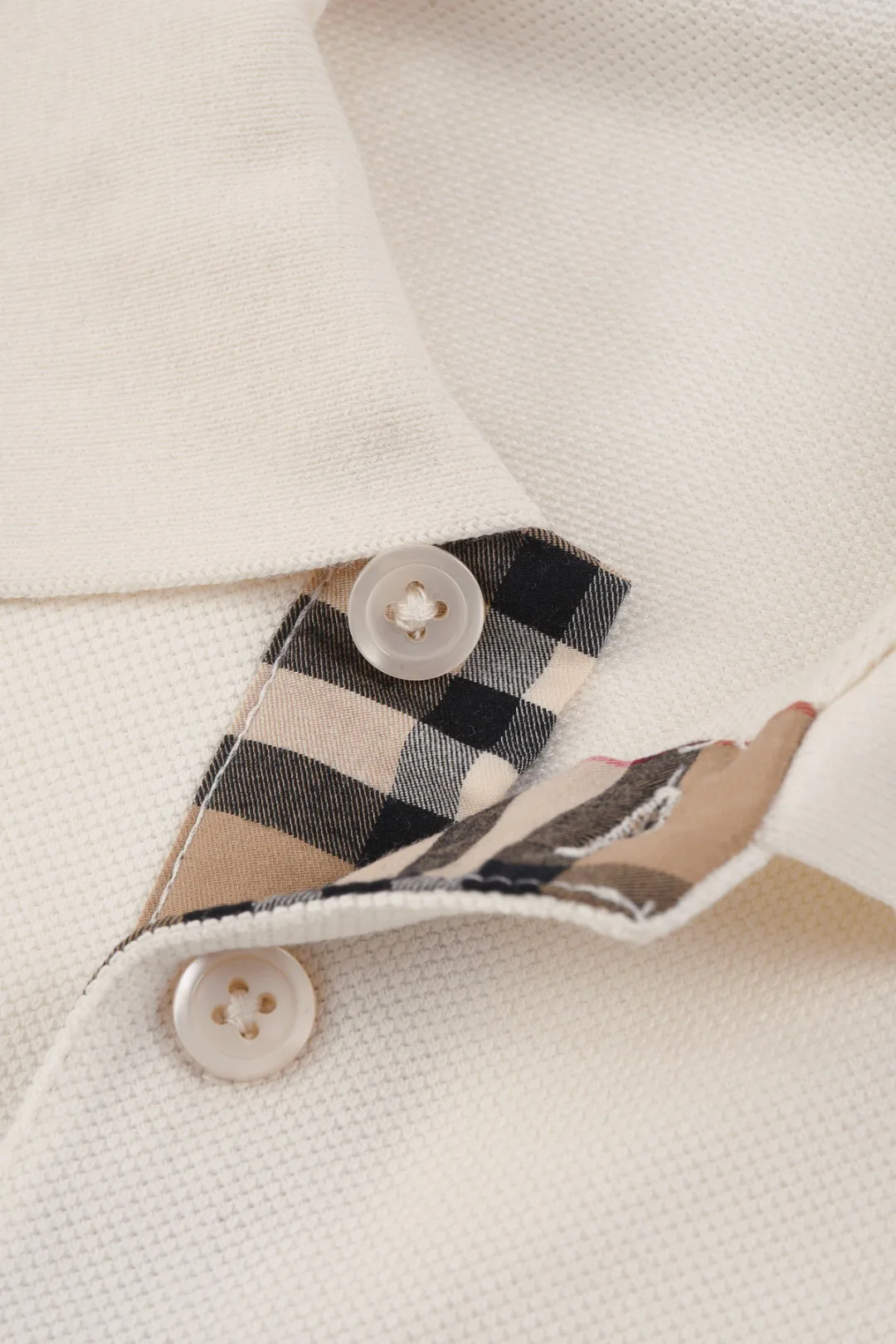 Футболки Женские Burberry 25550