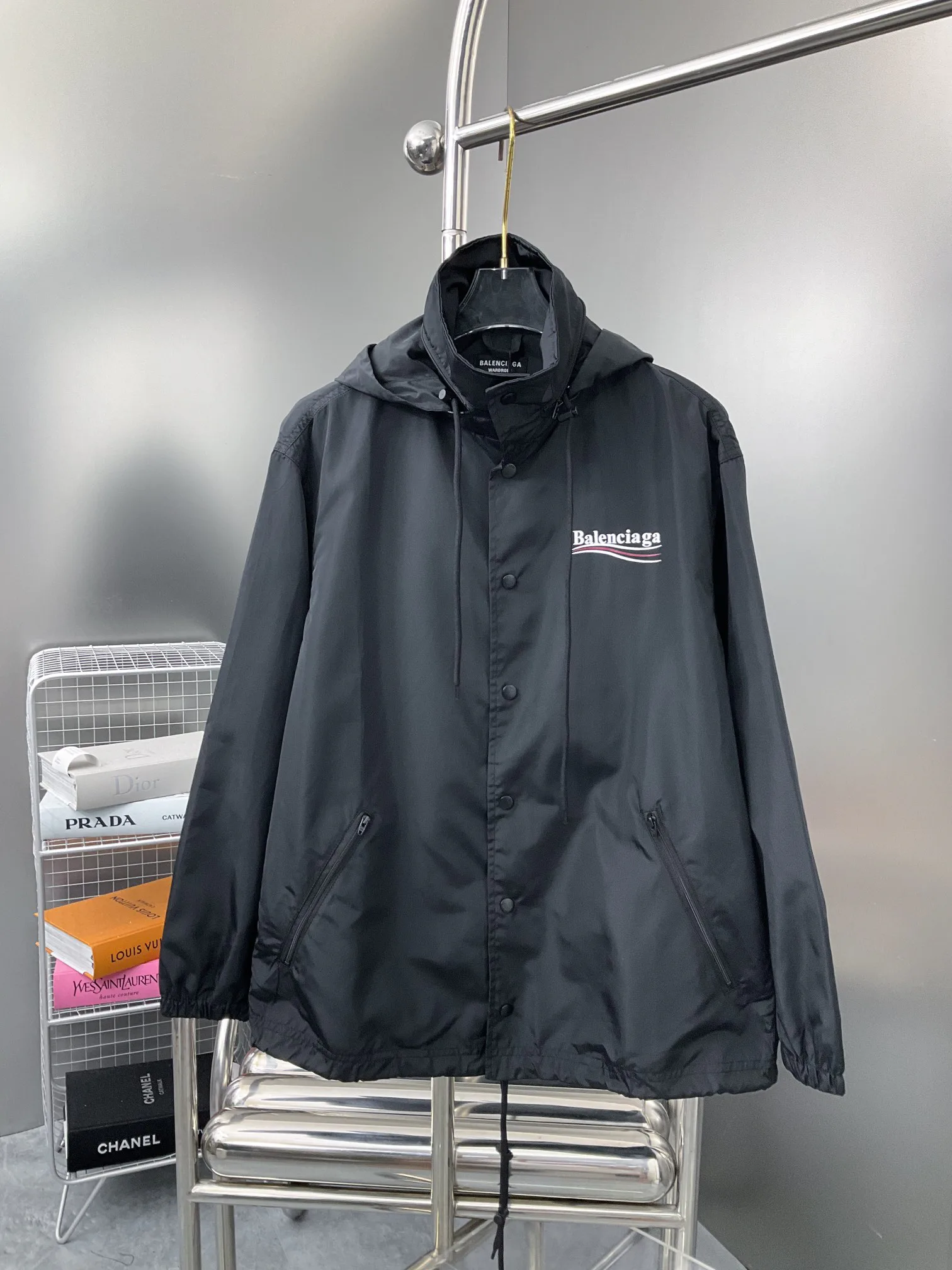 Куртки Женские Balenciaga Куртки Женские Balenciaga