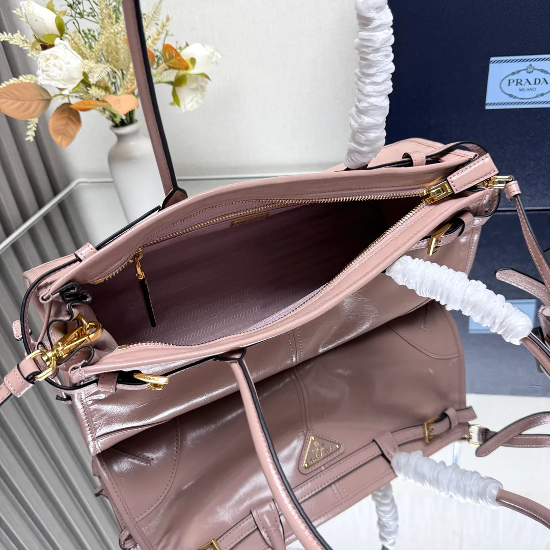 Классические Сумки Женские Prada 10446839