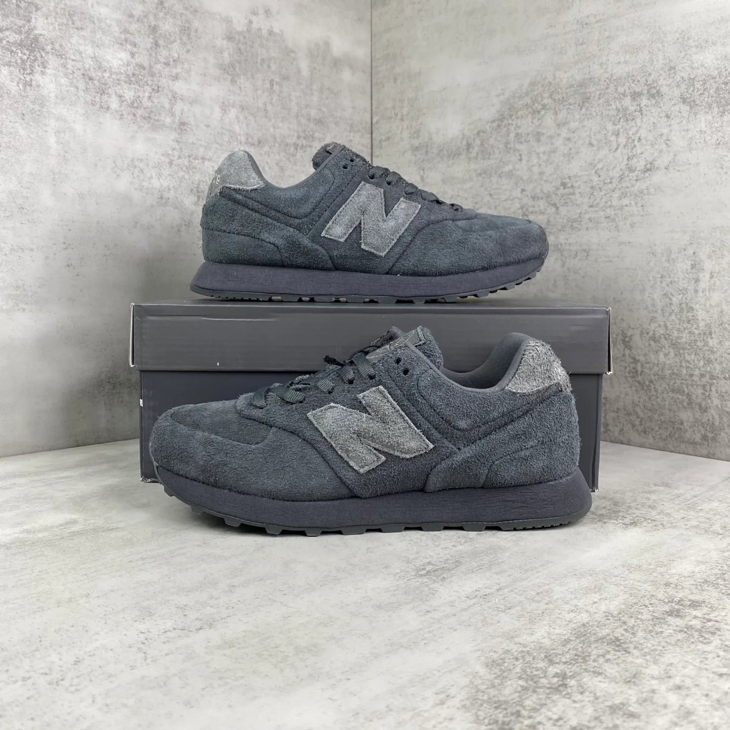 Кроссовки Женские New Balance 1988680