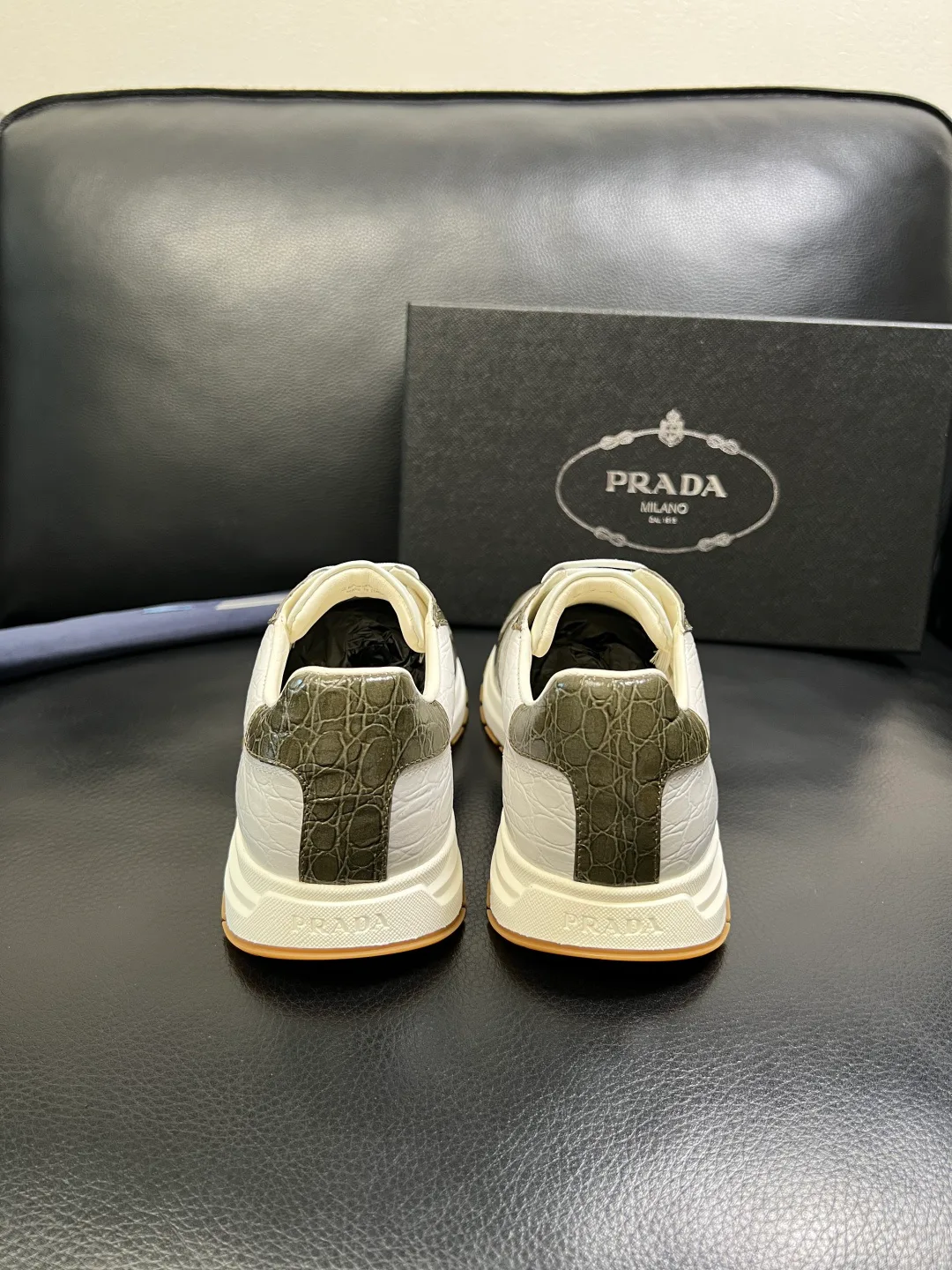 Кроссовки Мужские Prada 420069
