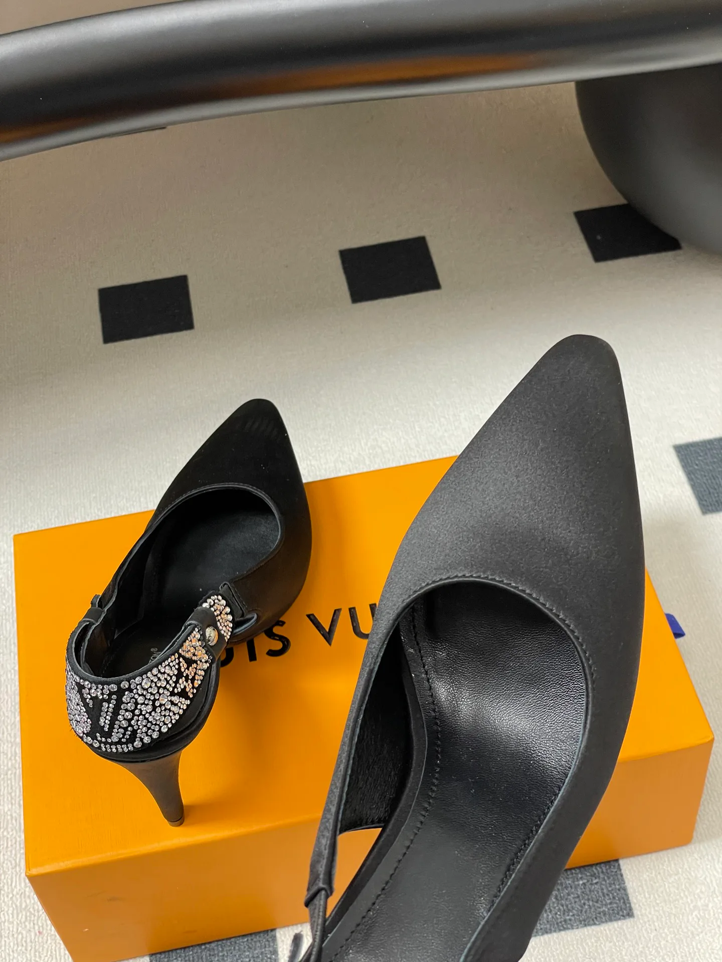 Туфли Женские Louis Vuitton 668704