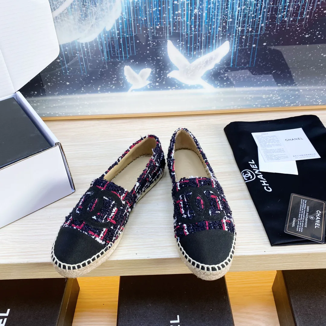 Слипоны Женские Chanel 10479317