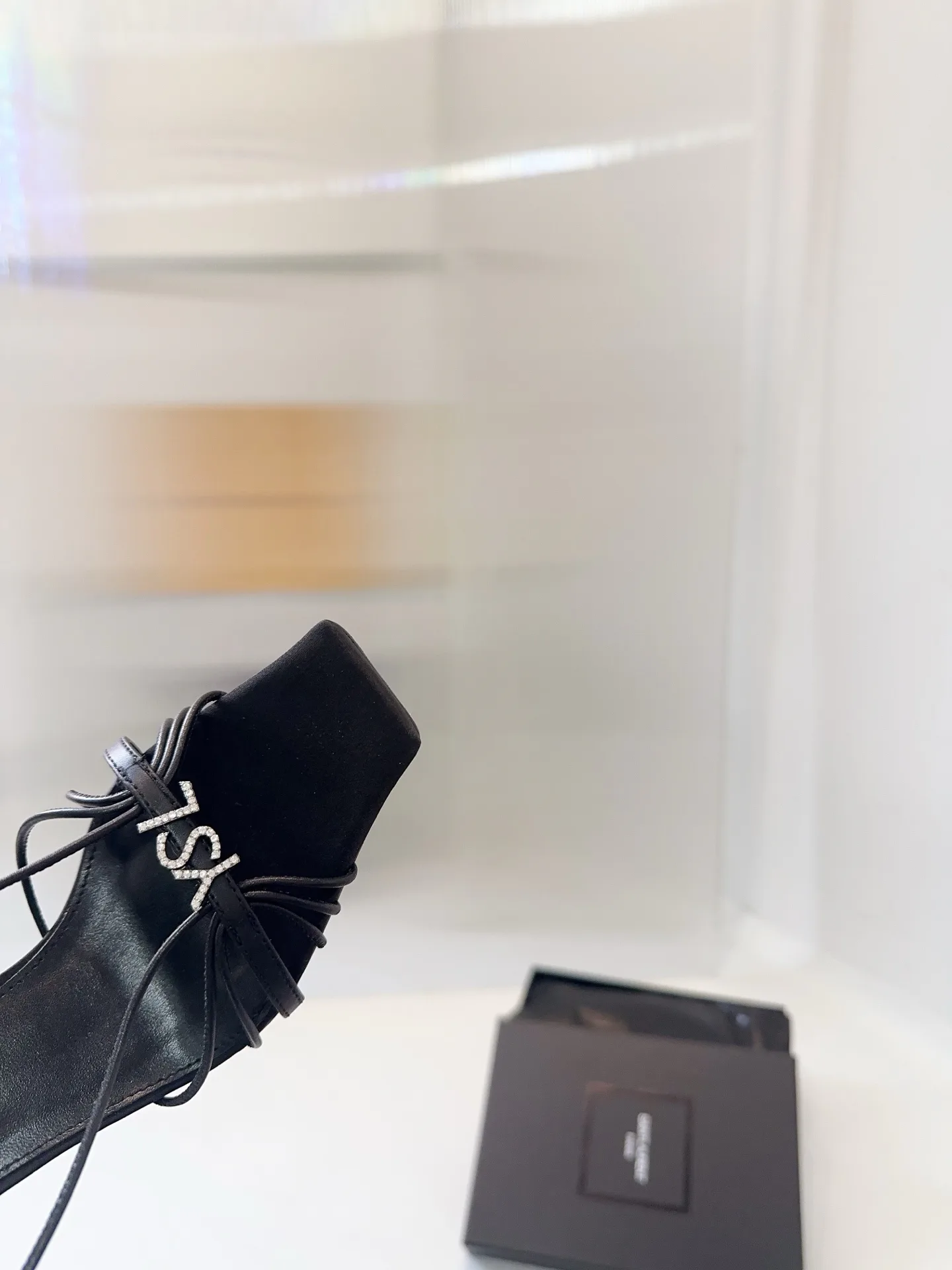 Босоножки Женские Saint Laurent 11278239