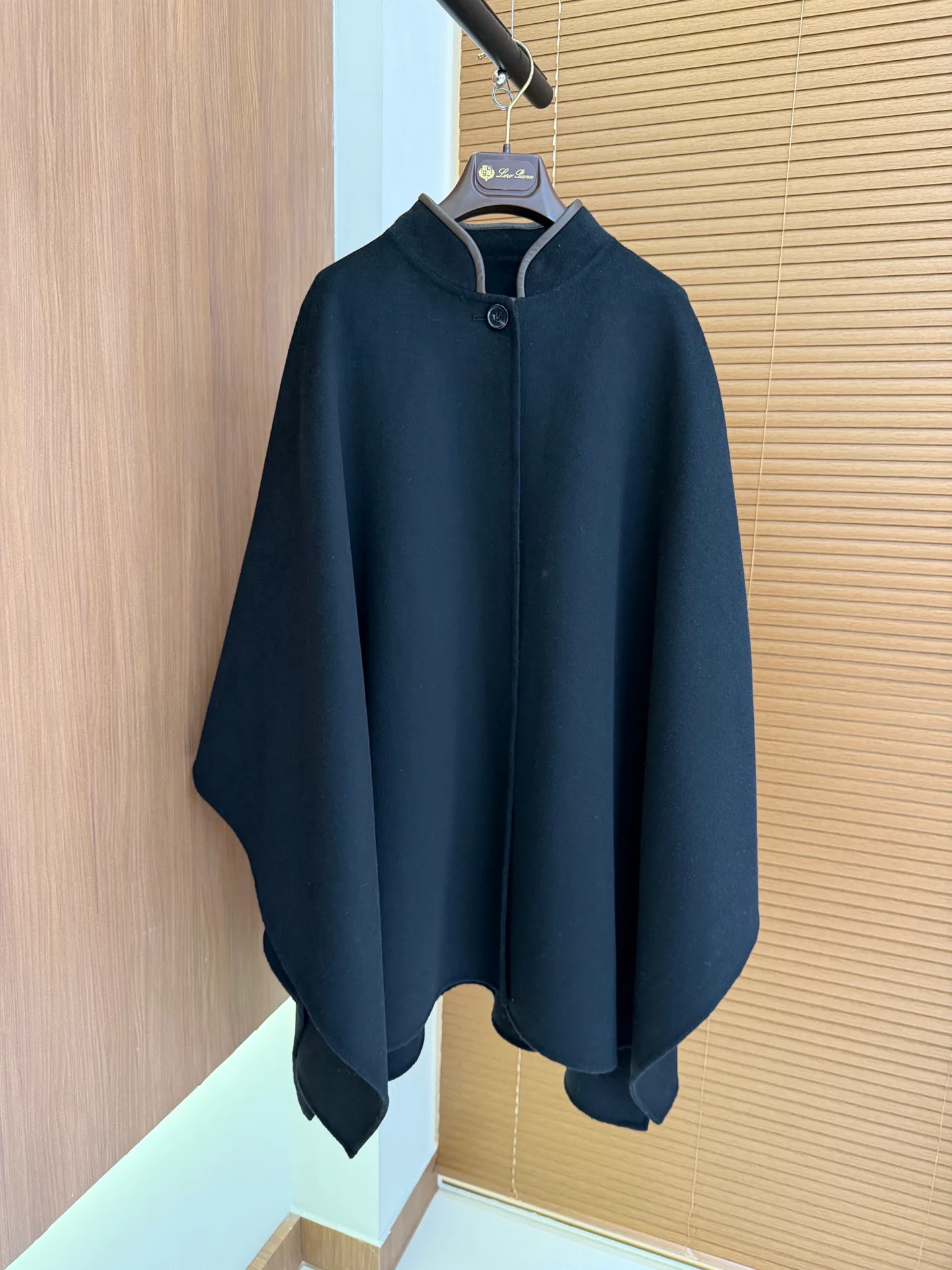 Пальто Женские Loro Piana 18274203
