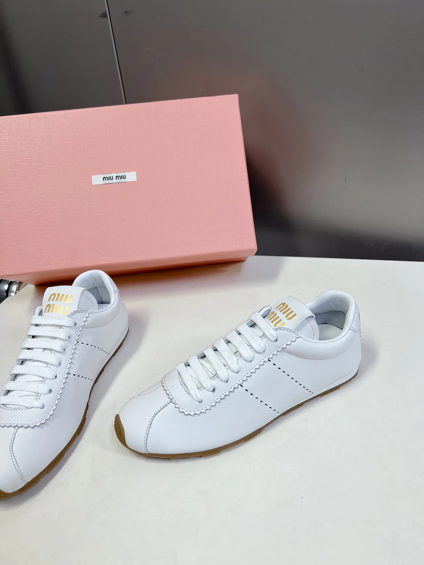 Кроссовки Женские Miu Miu 4584