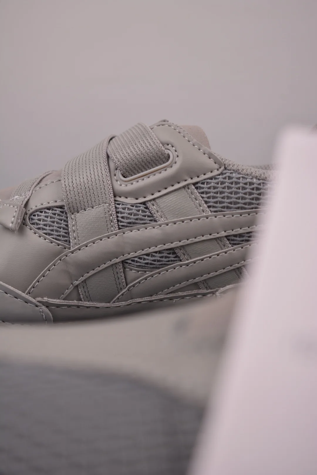 Кроссовки Женские Asics 18743884