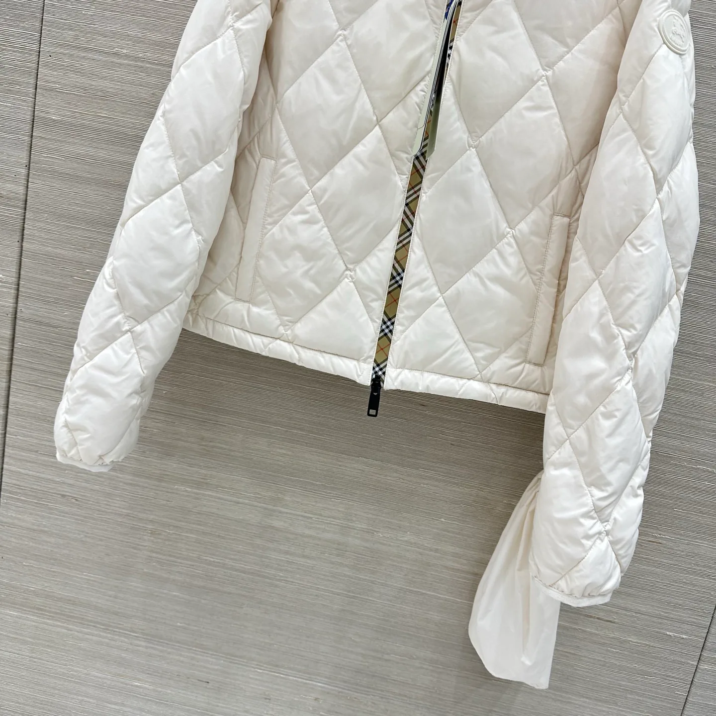 Куртки И Пуховики Женские Burberry 19131394