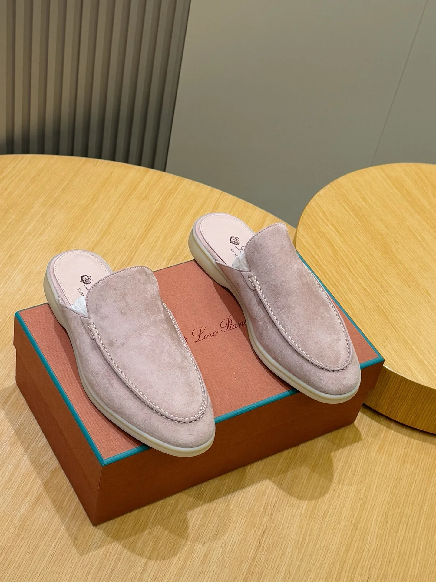 Туфли Женские Loro Piana 13314030