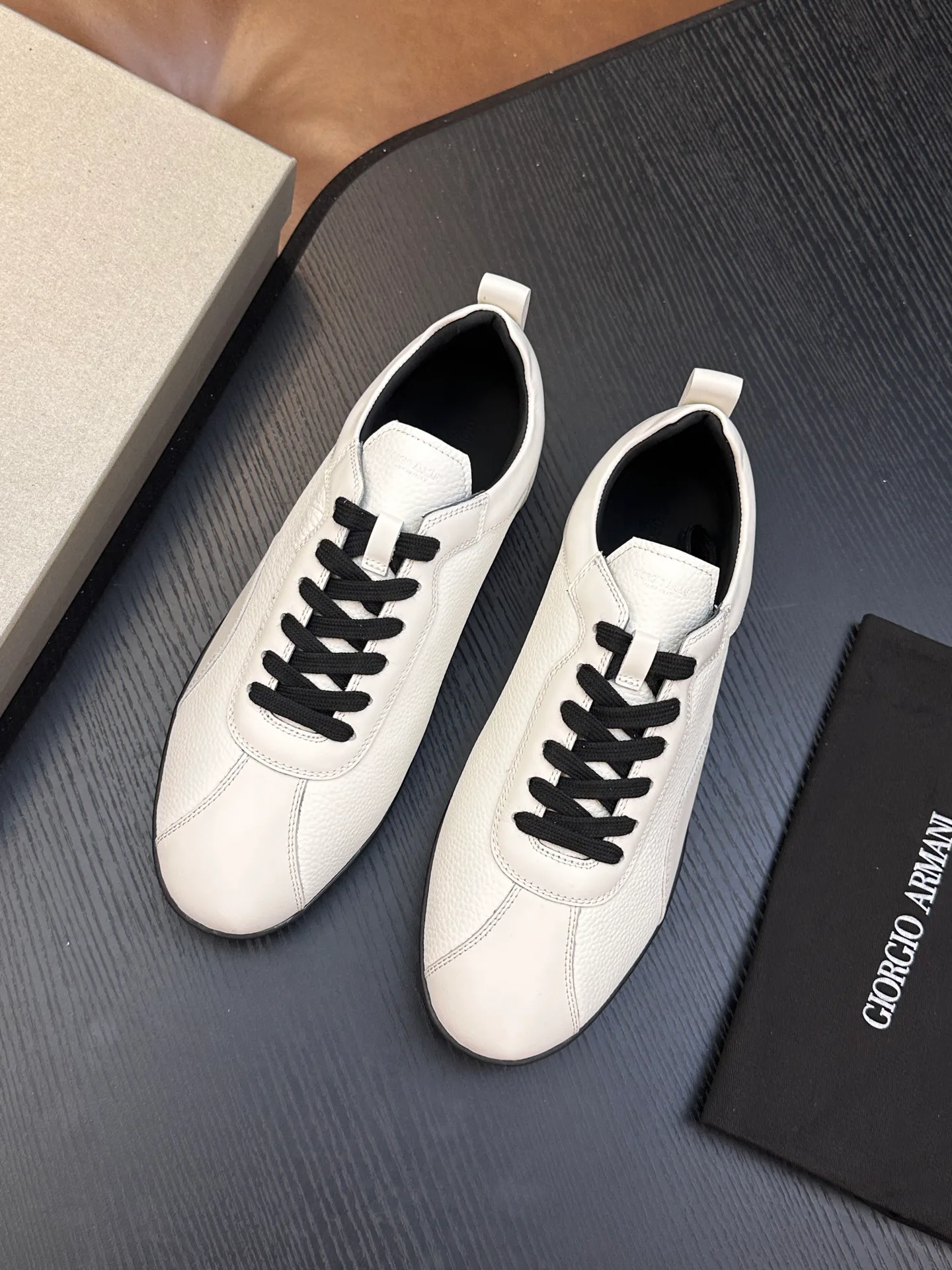 Кроссовки Мужские Armani 12672513