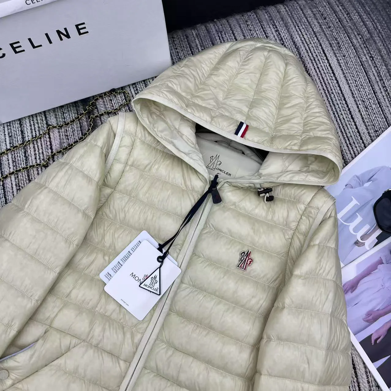 Куртки И Пуховики Мужские Moncler 1265531
