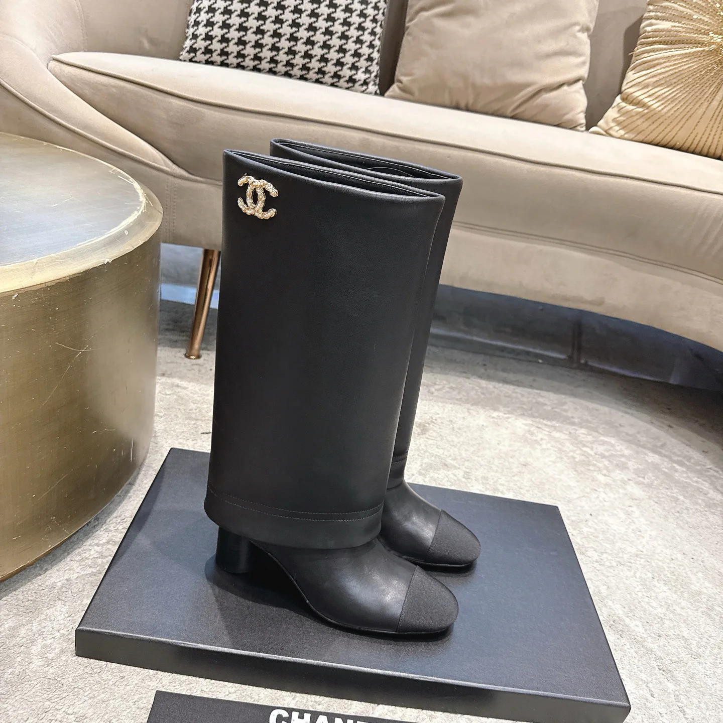 Сапоги Женские Chanel 18154576
