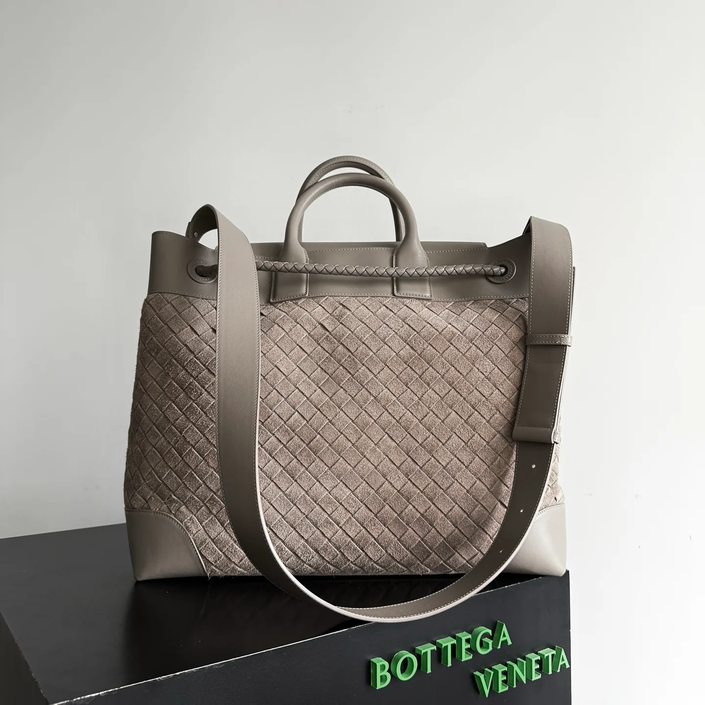 Классические Сумки Женские Bottega Veneta 11386894