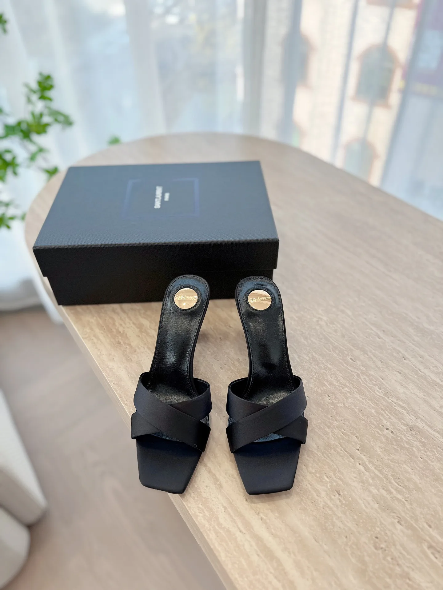 Босоножки Женские Saint Laurent 12815344