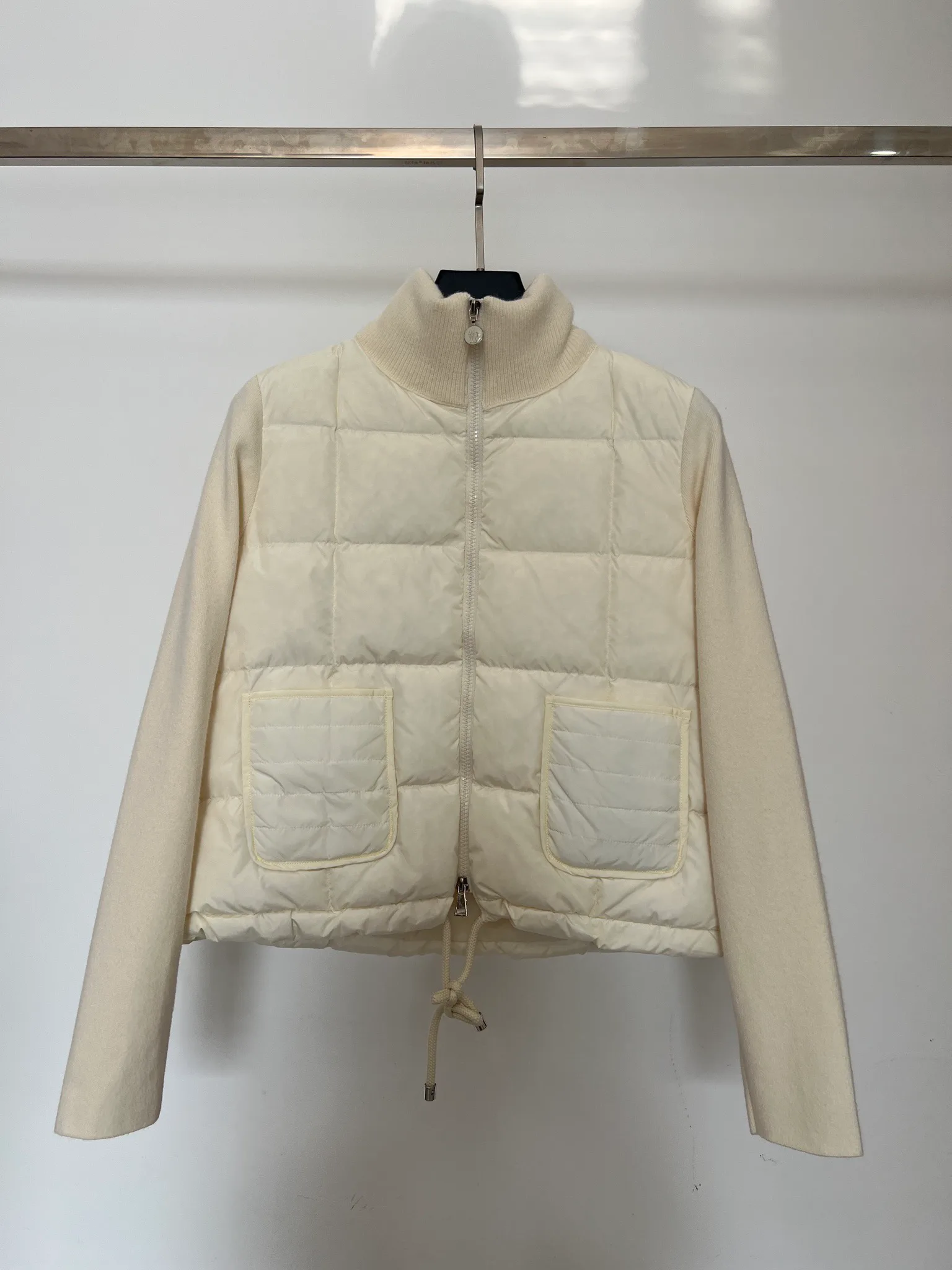 Куртки И Пуховики Женские Moncler 18416122