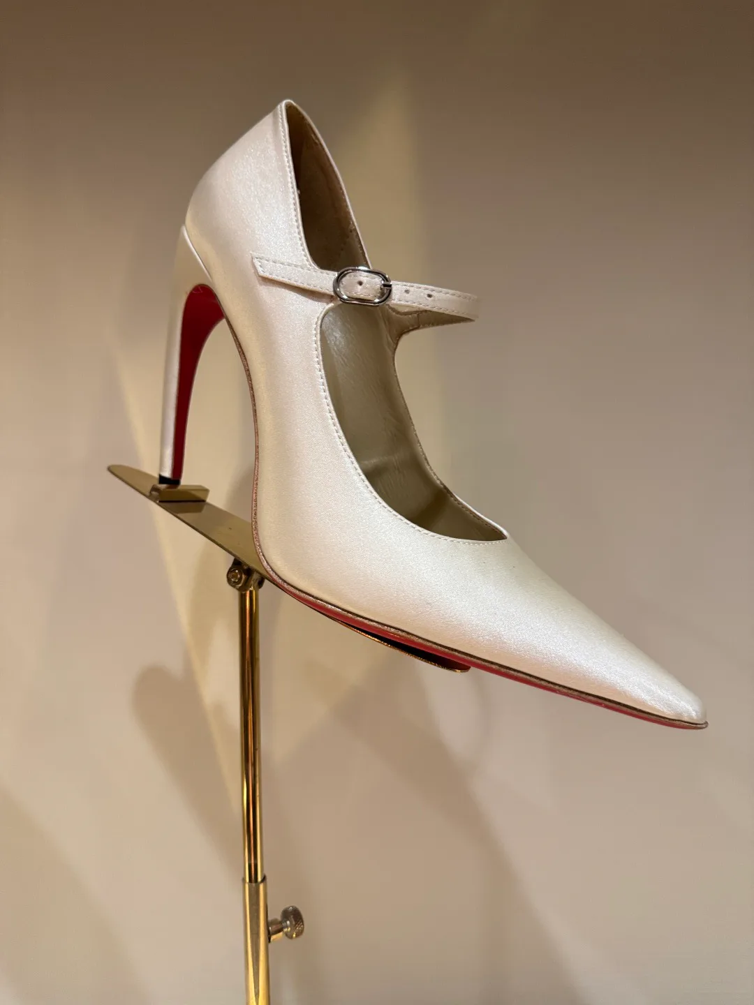 Туфли Женские Christian Louboutin 4743802