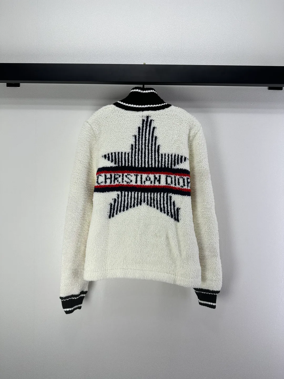 Куртки И Пуховики Женские Christian Dior 1067677