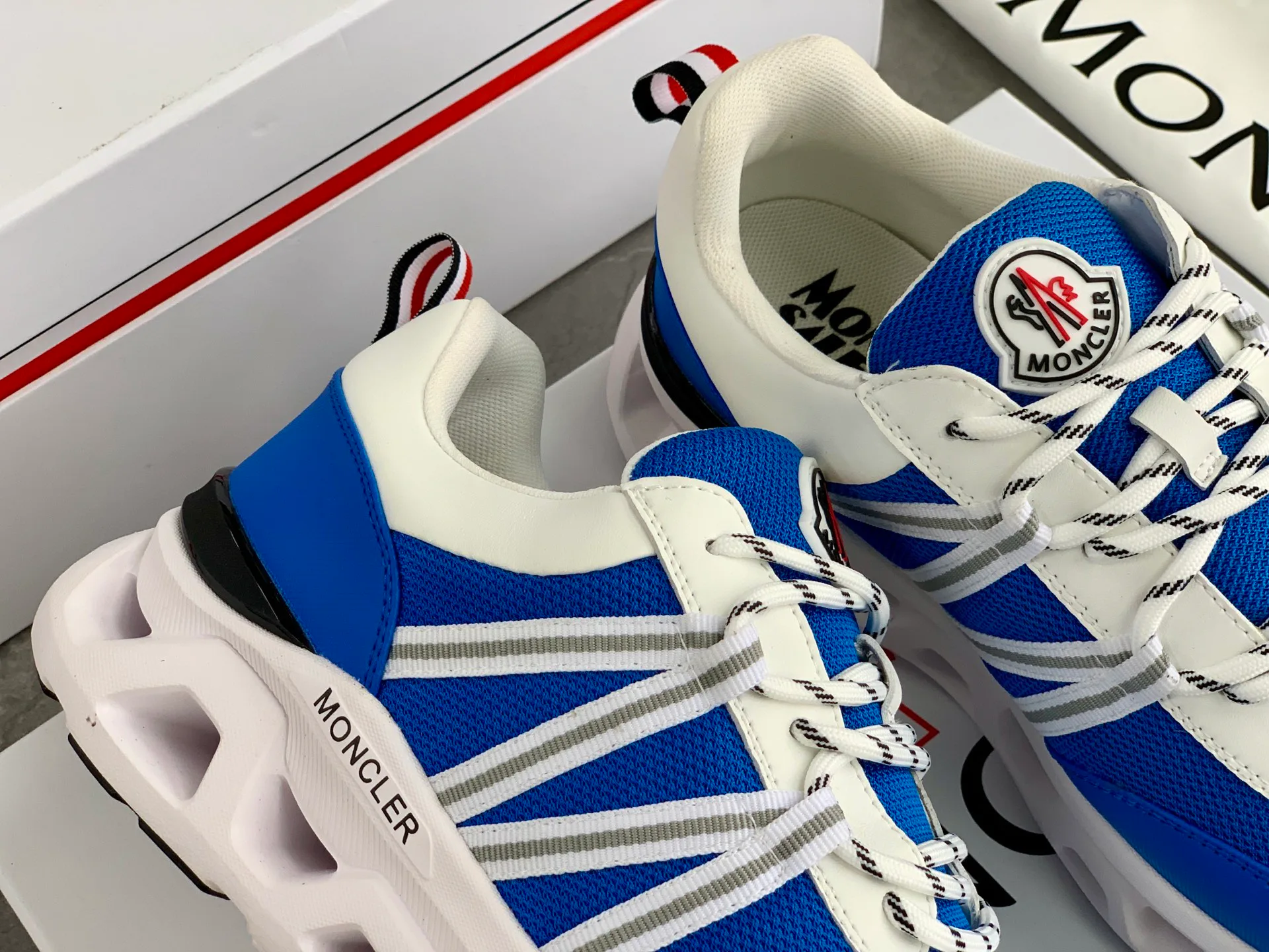 Кроссовки Женские Moncler 228627