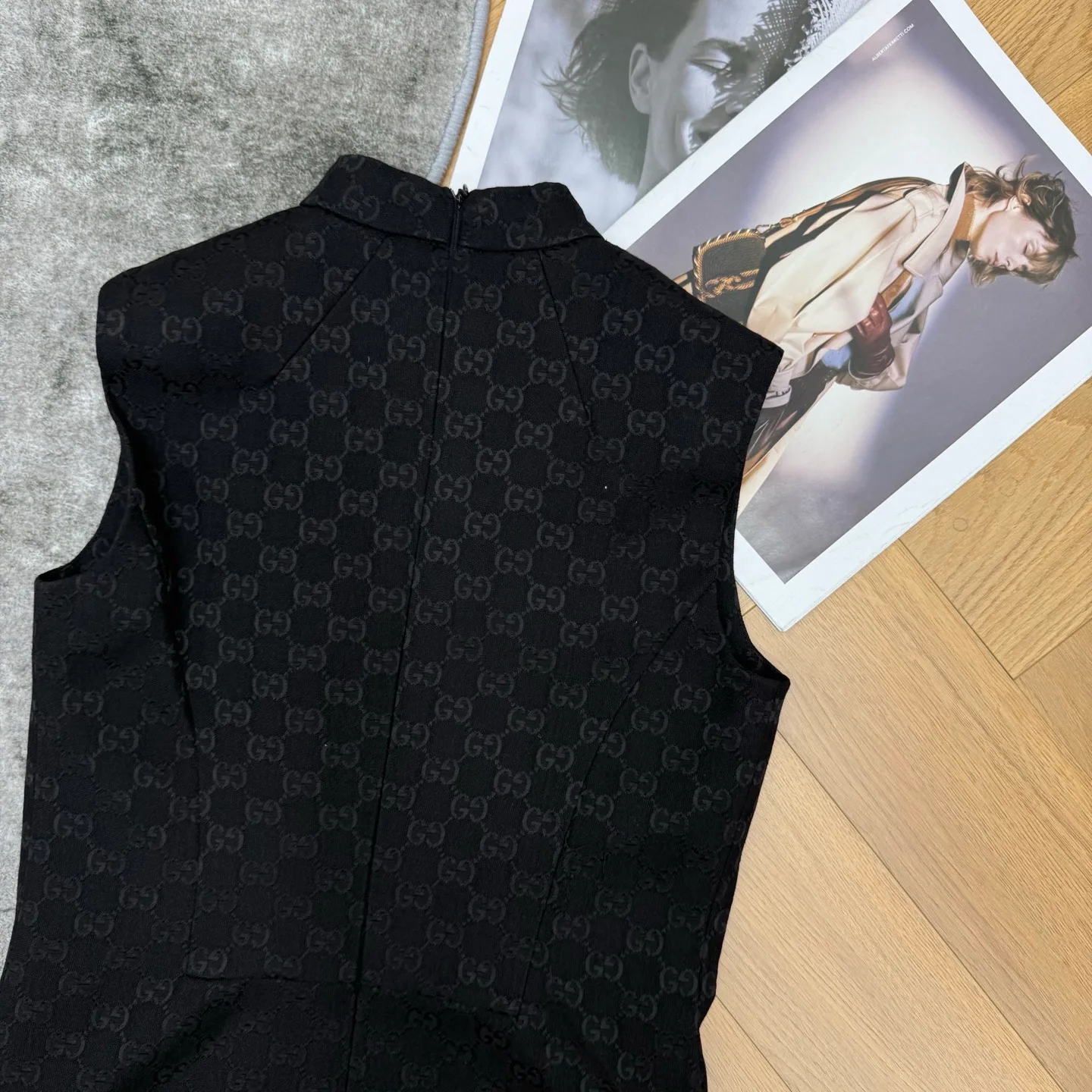 Платья Женские Gucci 18501750