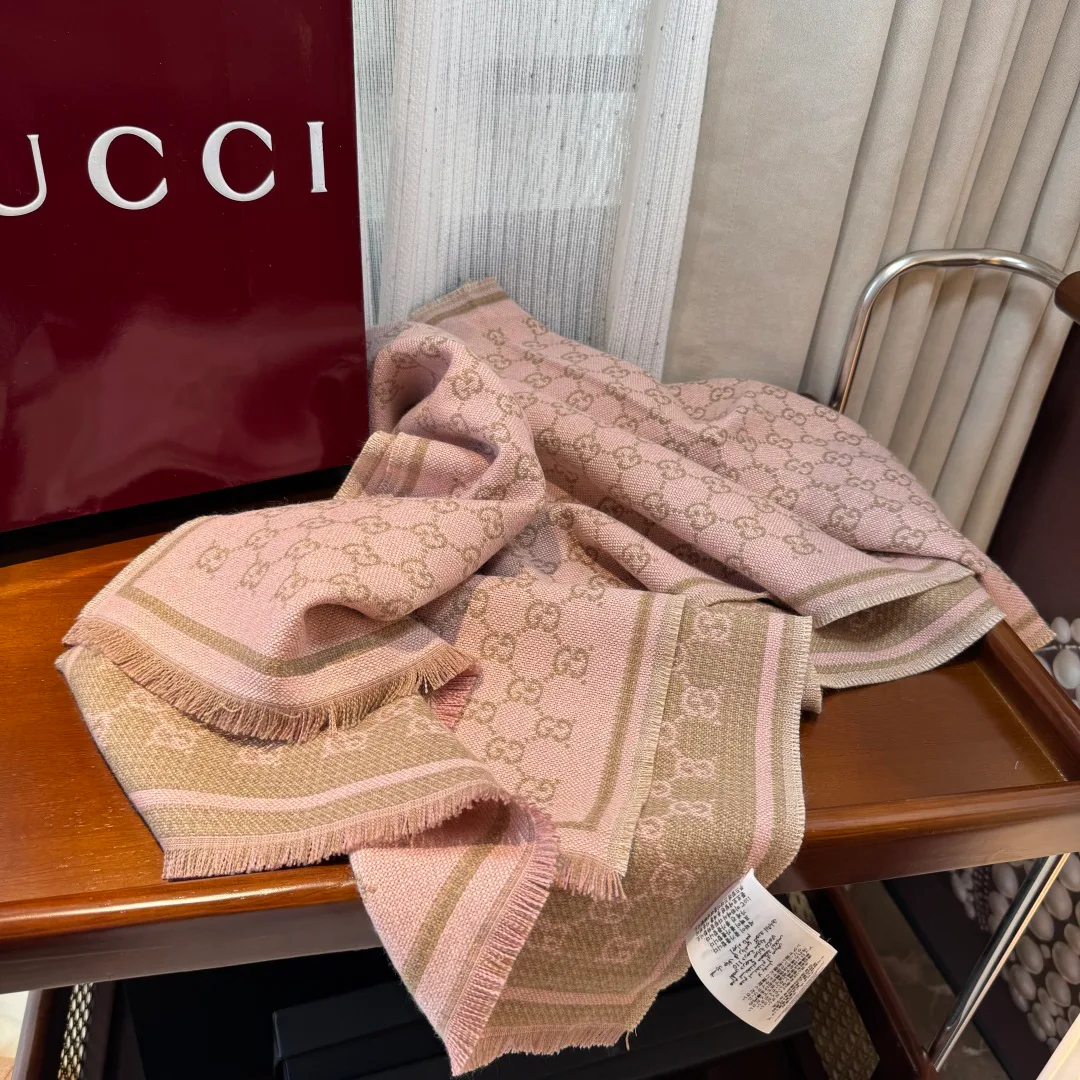 Шарфы Gucci 318391