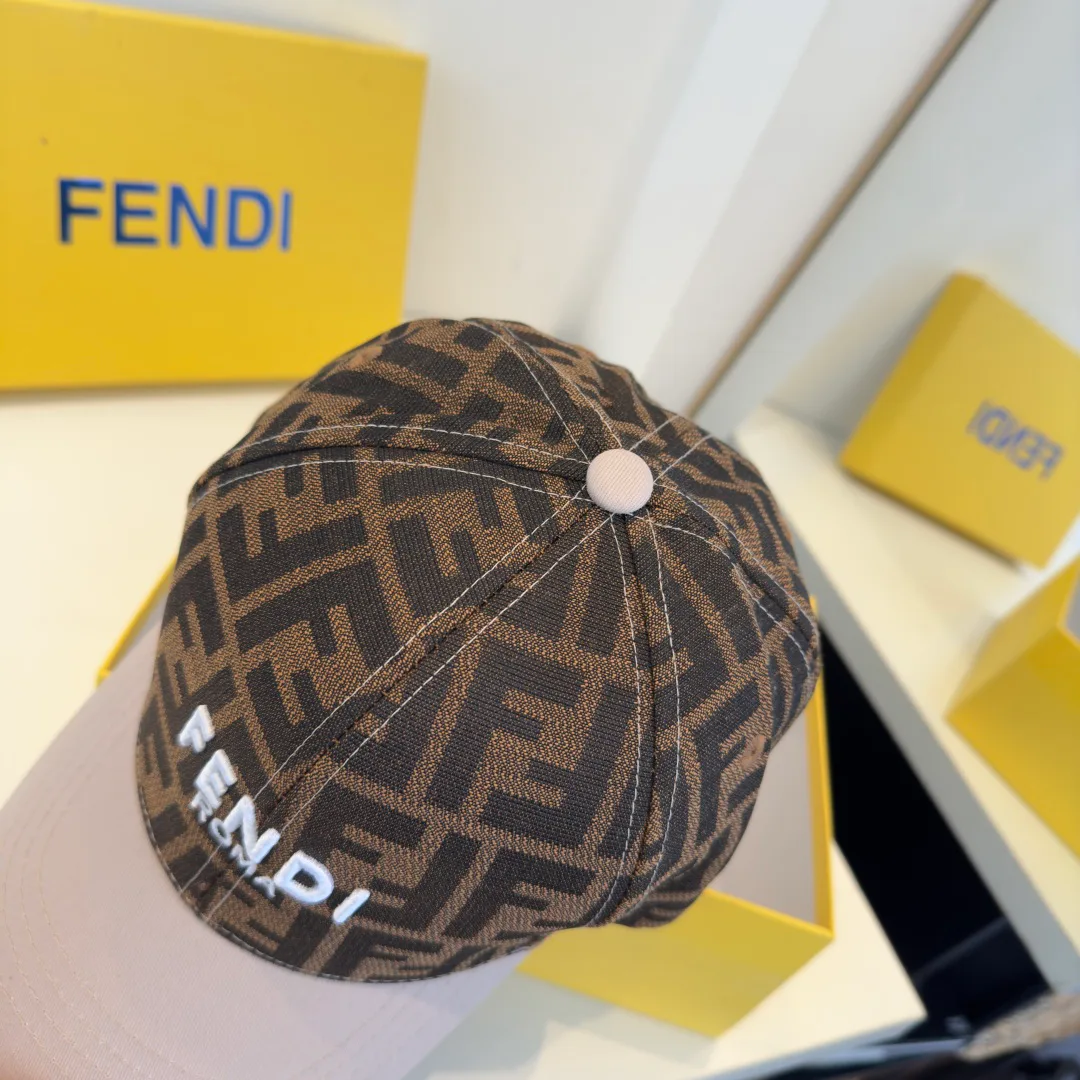 Головные Уборы Fendi 11416631