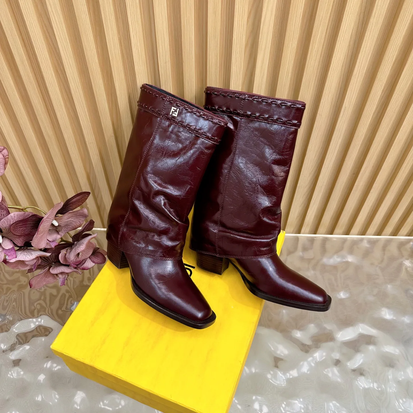 Сапоги Женские Fendi 18235442