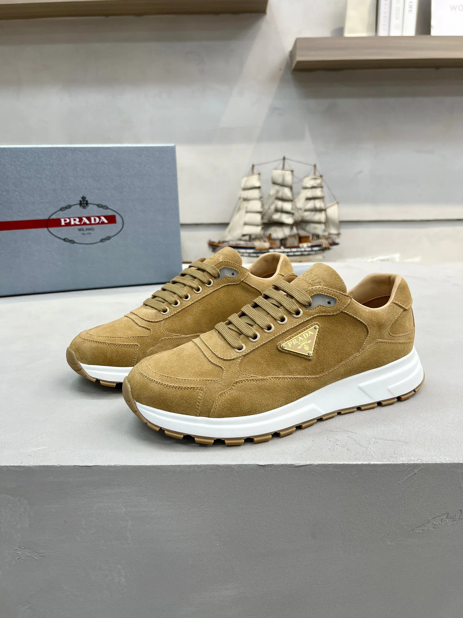 Кроссовки Мужские Prada 1801613