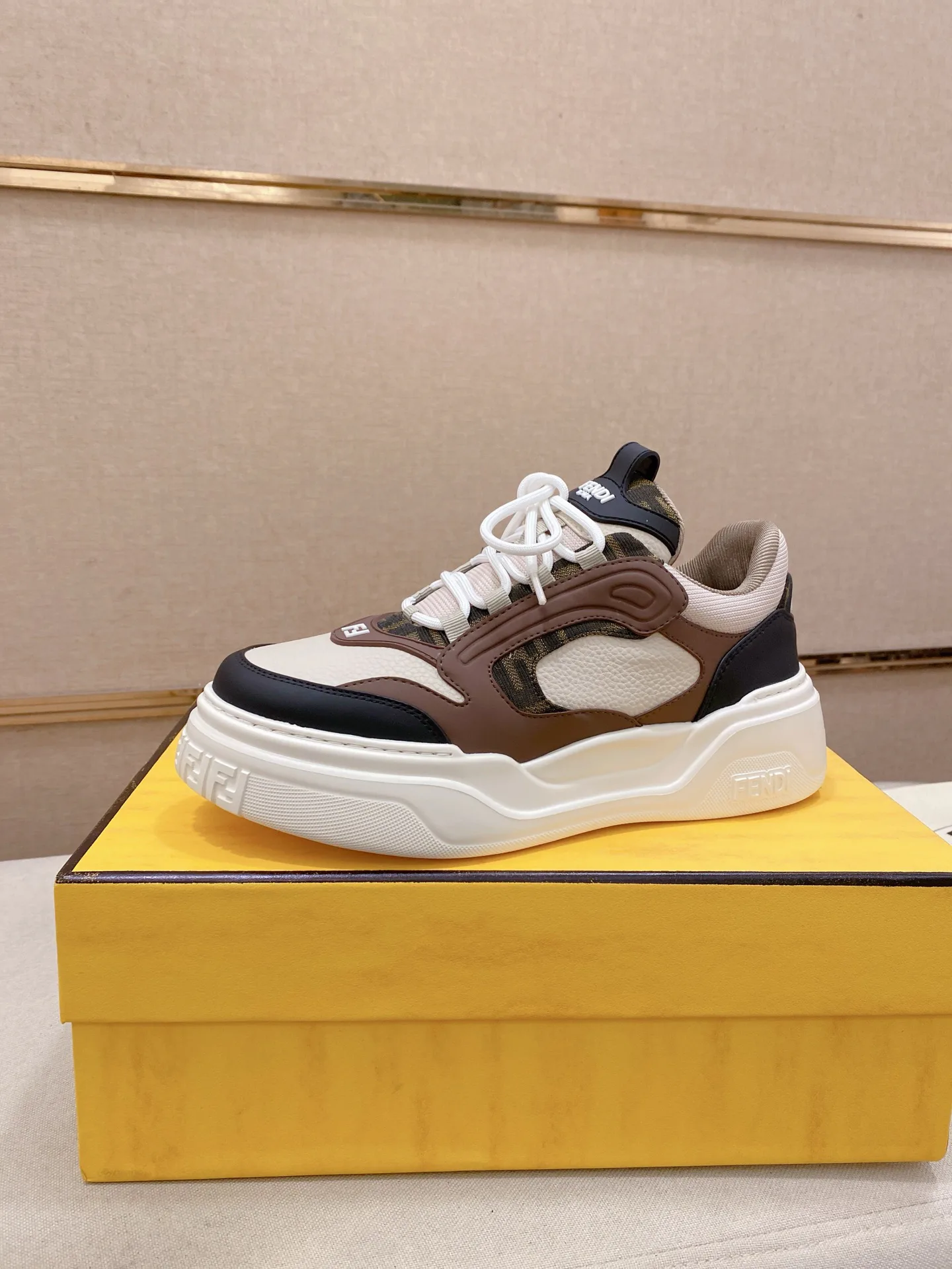 Кроссовки Мужские Fendi 160453