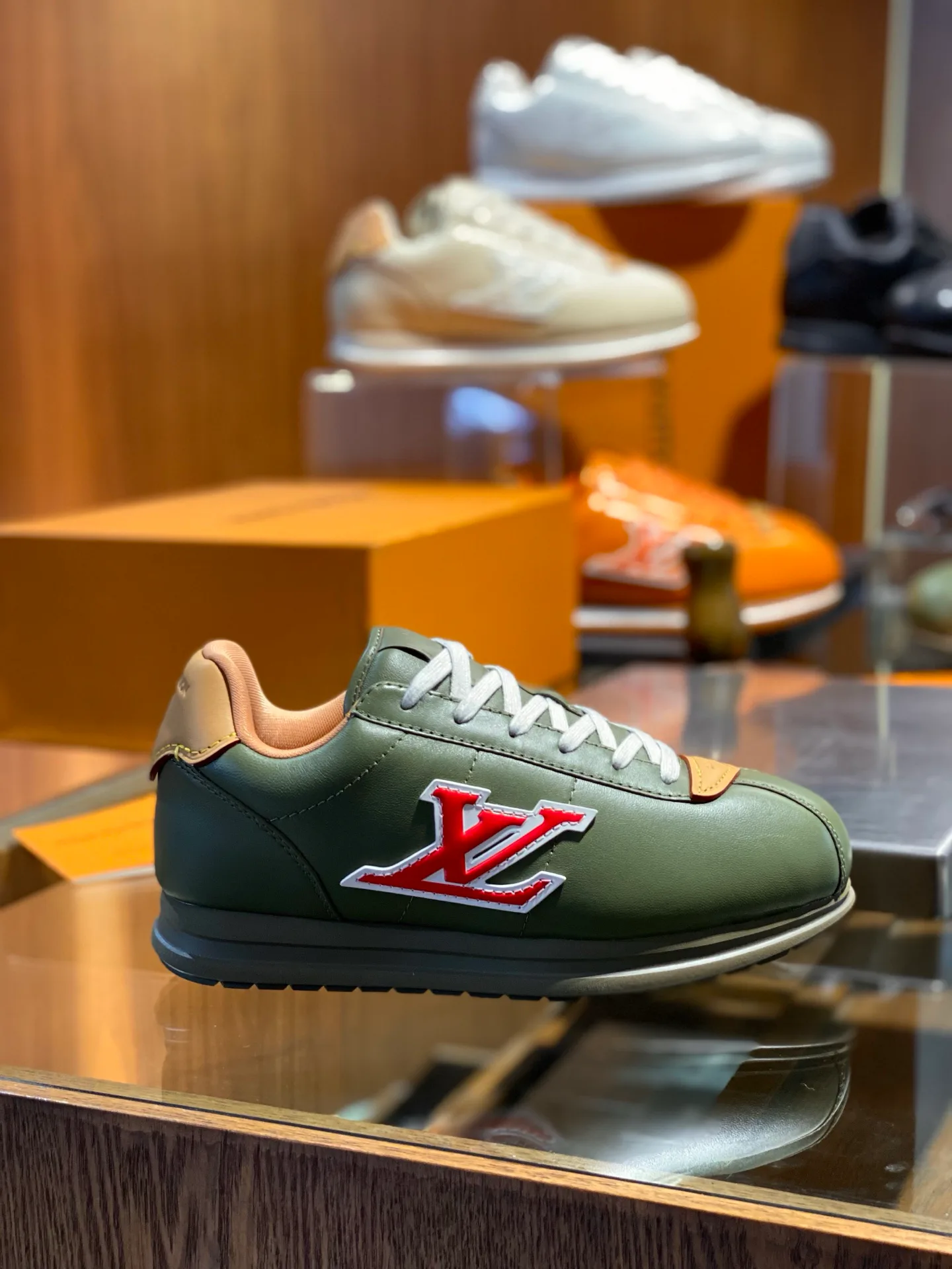 Кроссовки Женские Louis Vuitton 408490