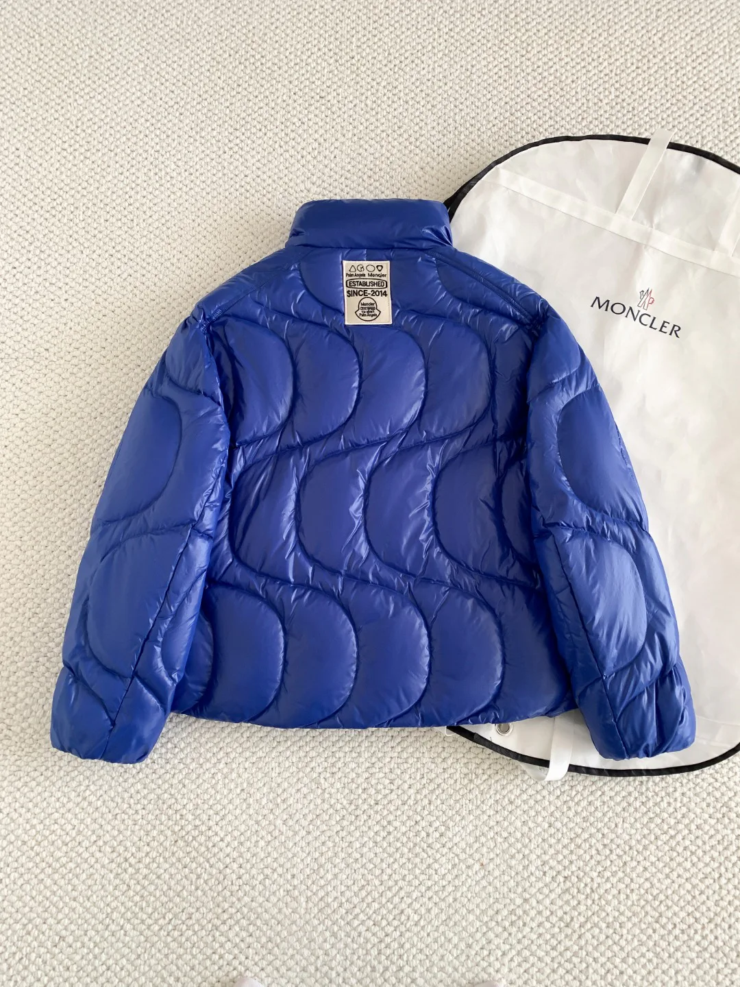 Куртки И Пуховики Мужские Moncler 512360