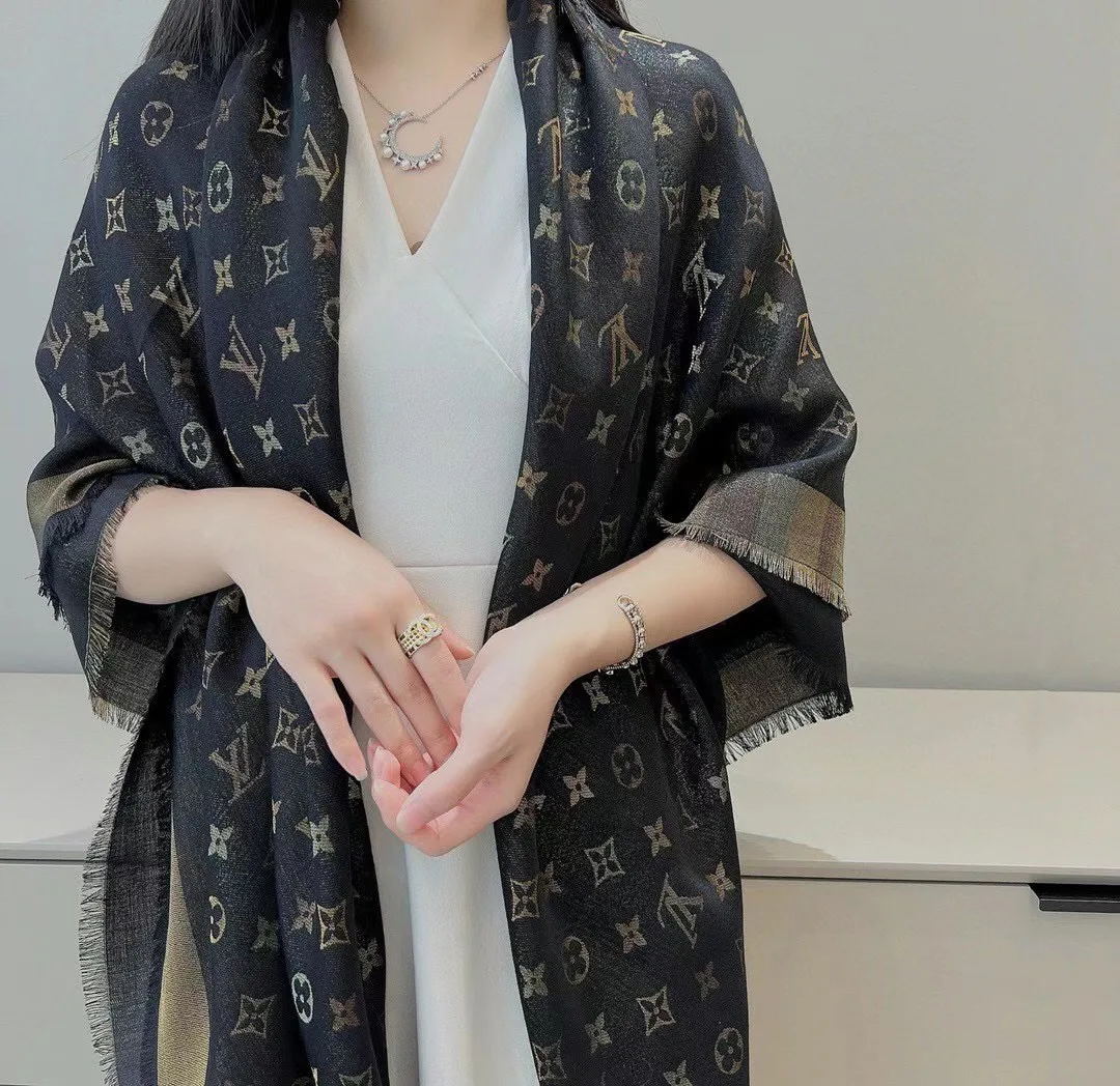 Шарфы Louis Vuitton 538404