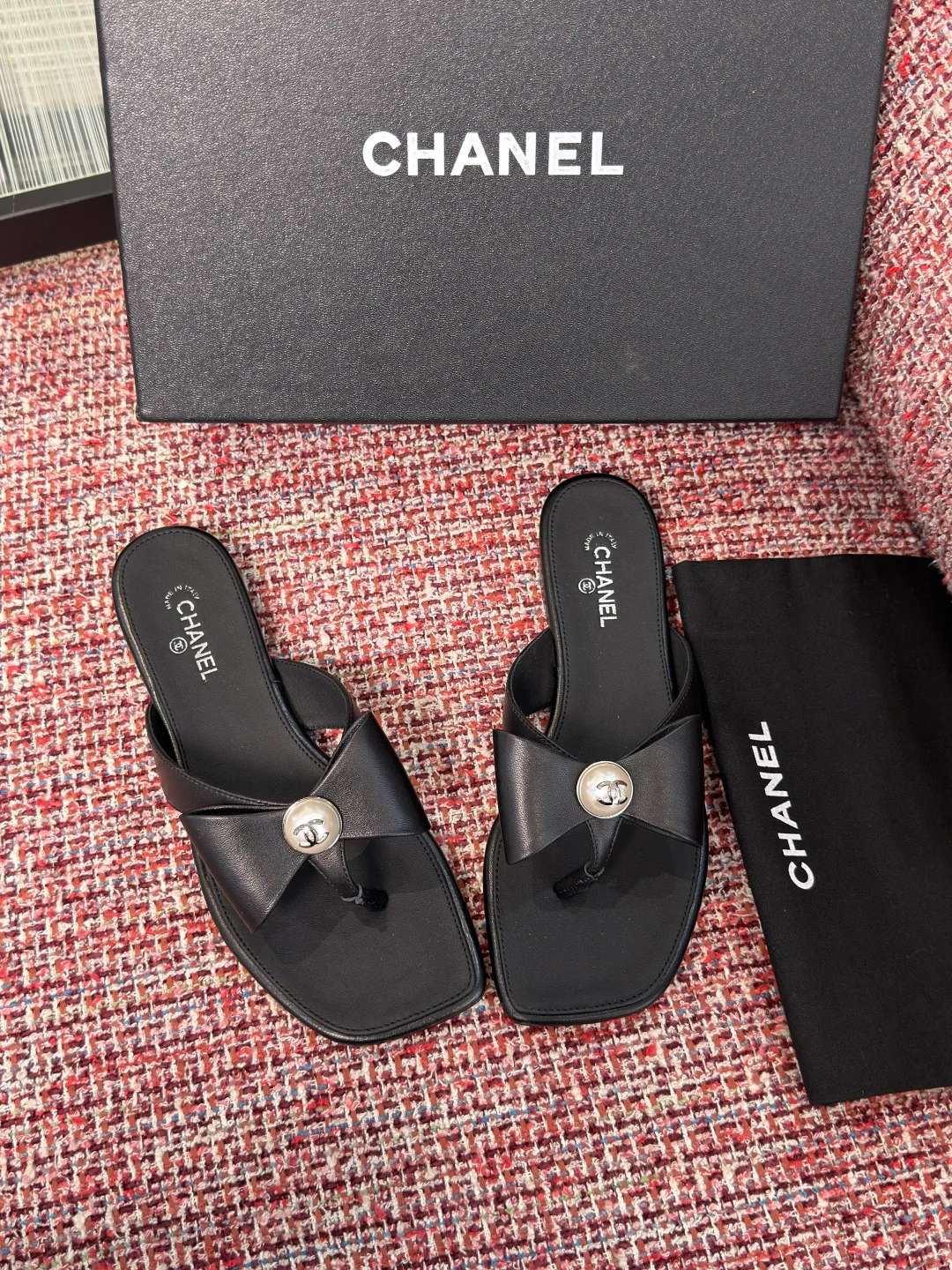 Шлепанцы Женские Chanel 17480148