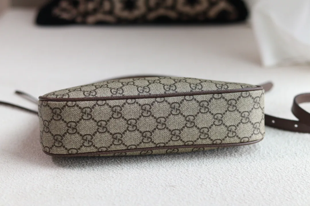 Классические Сумки Женские Gucci 11601502