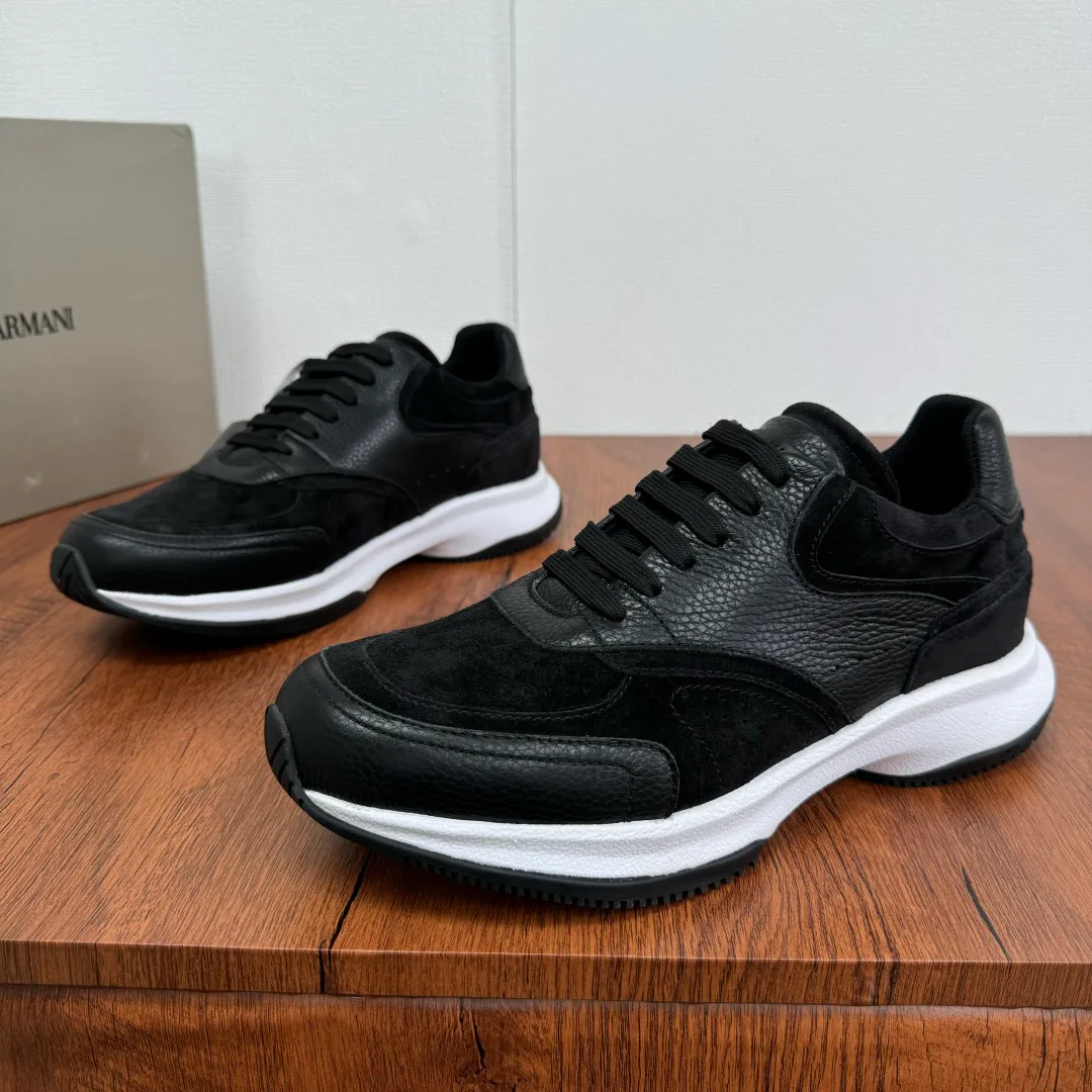 Кроссовки Женские Armani 18100460
