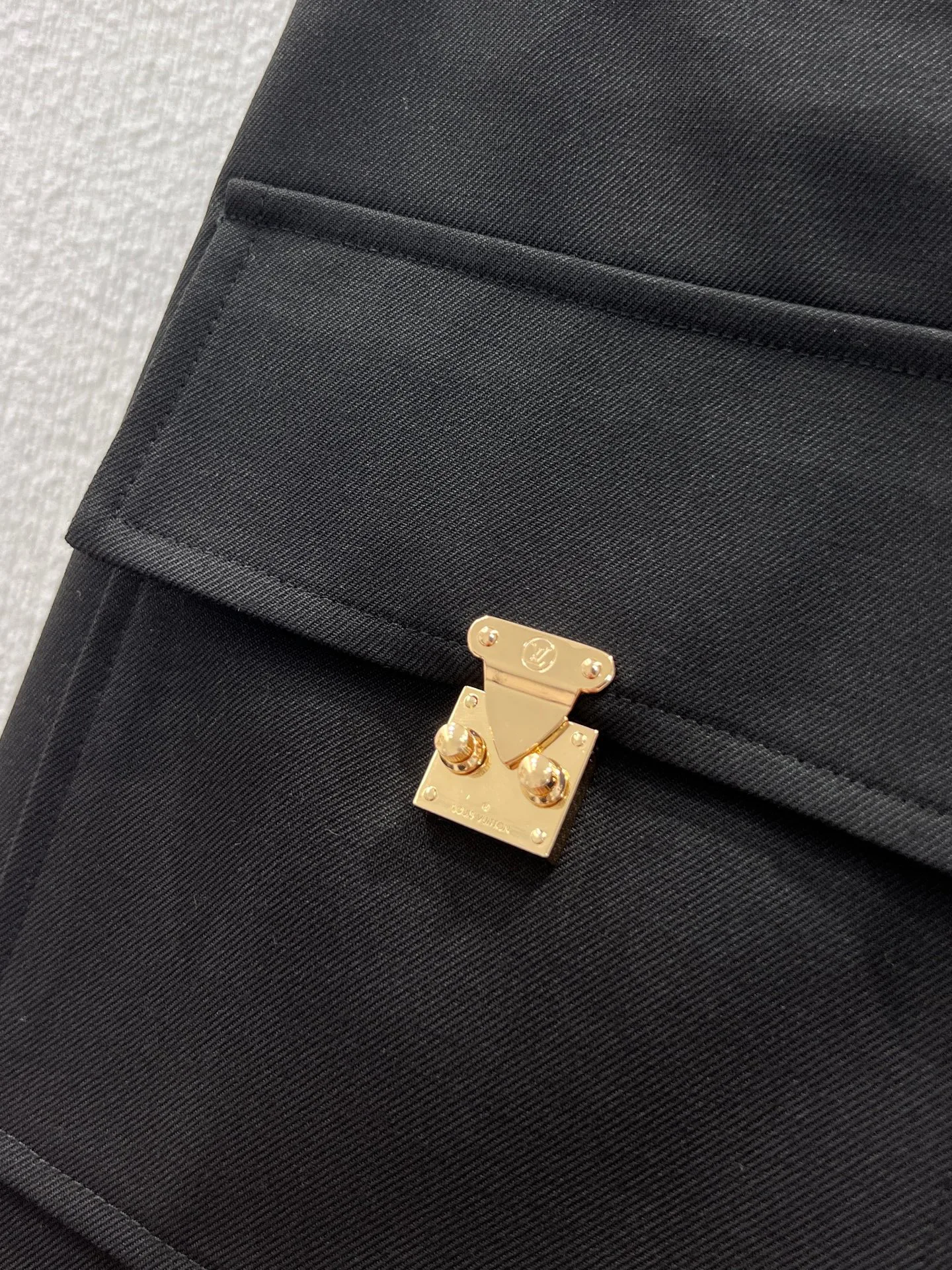 Юбки Женские Louis Vuitton 1217484