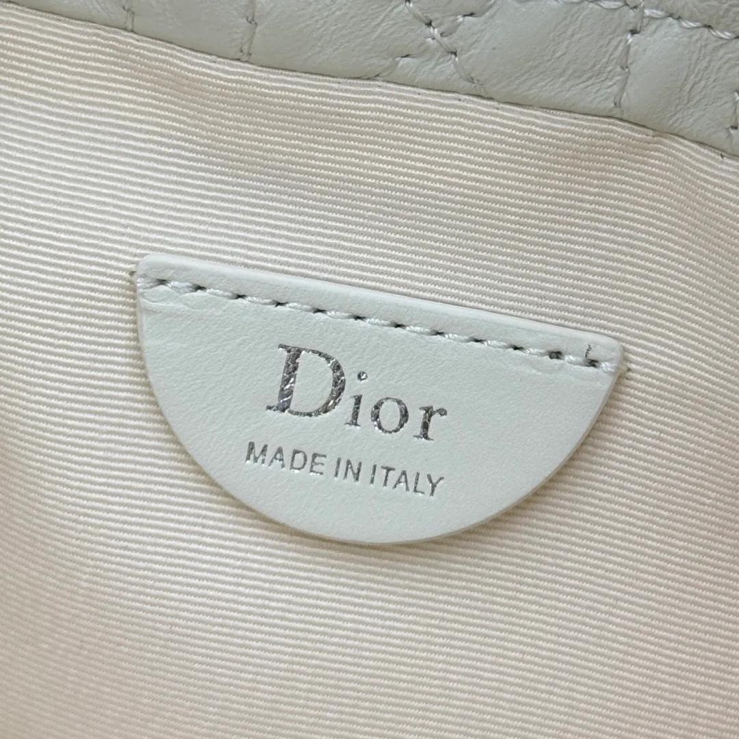 Классические Сумки Женские Christian Dior 12680564
