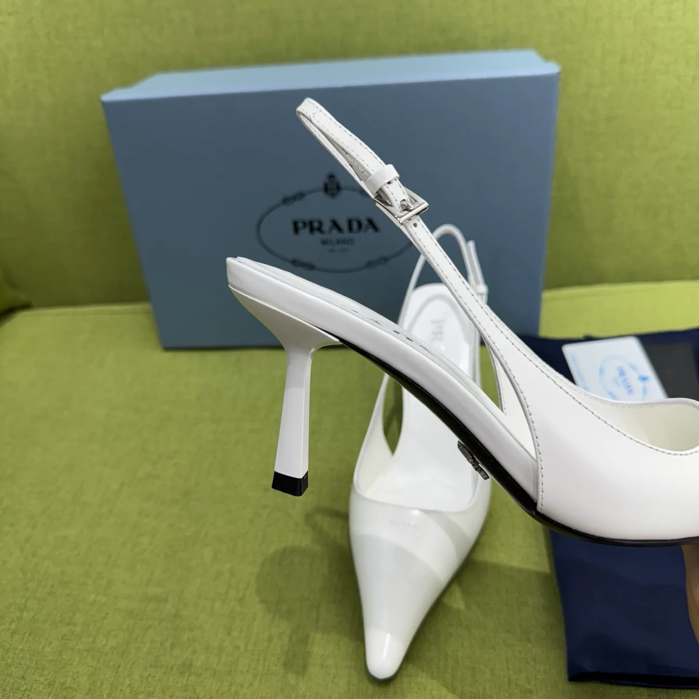 Босоножки Женские Prada 18708998