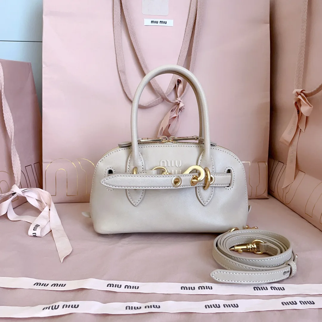 Классические Сумки Женские Miu Miu 11872256