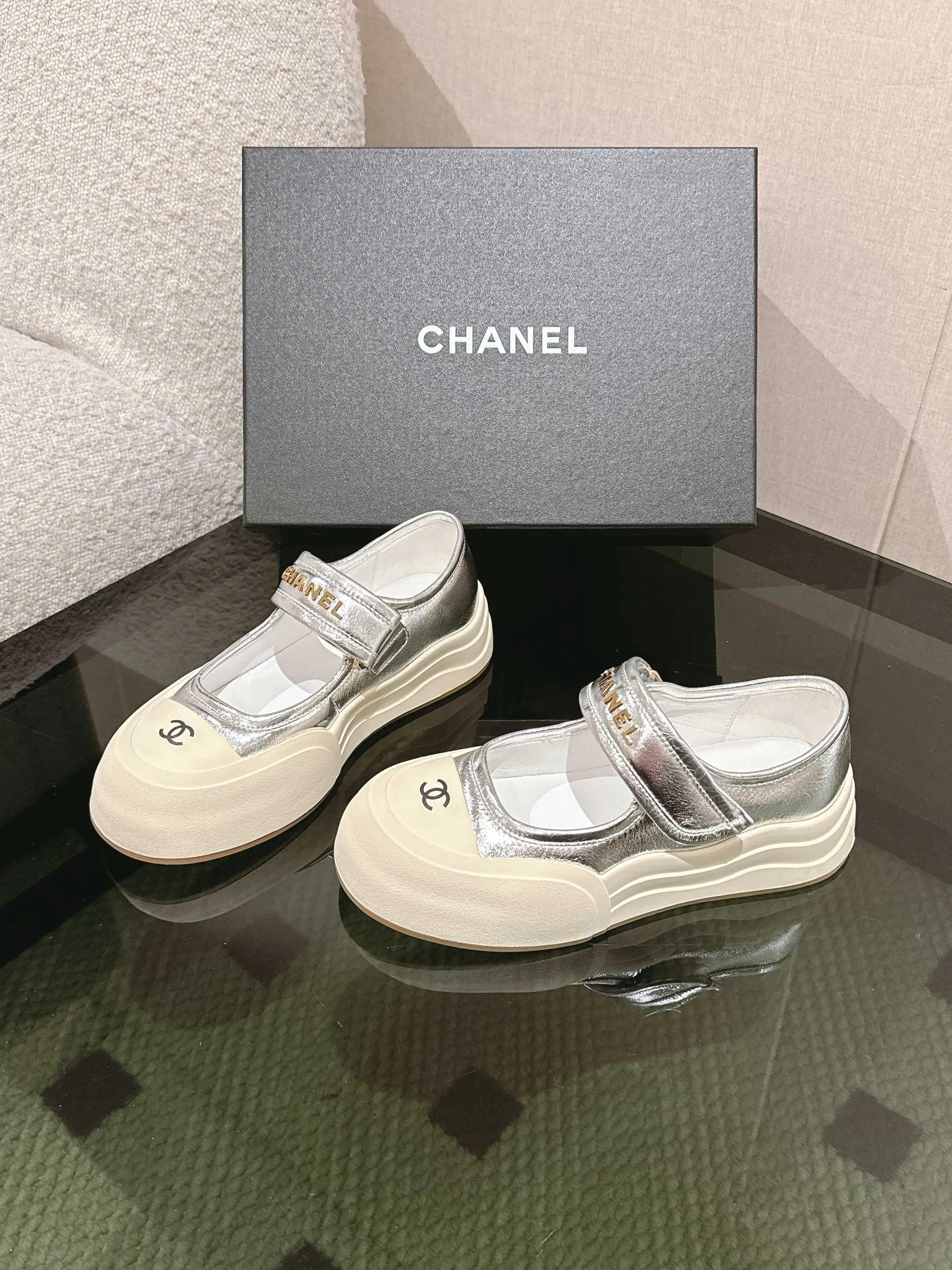 Туфли Женские Chanel 13581903
