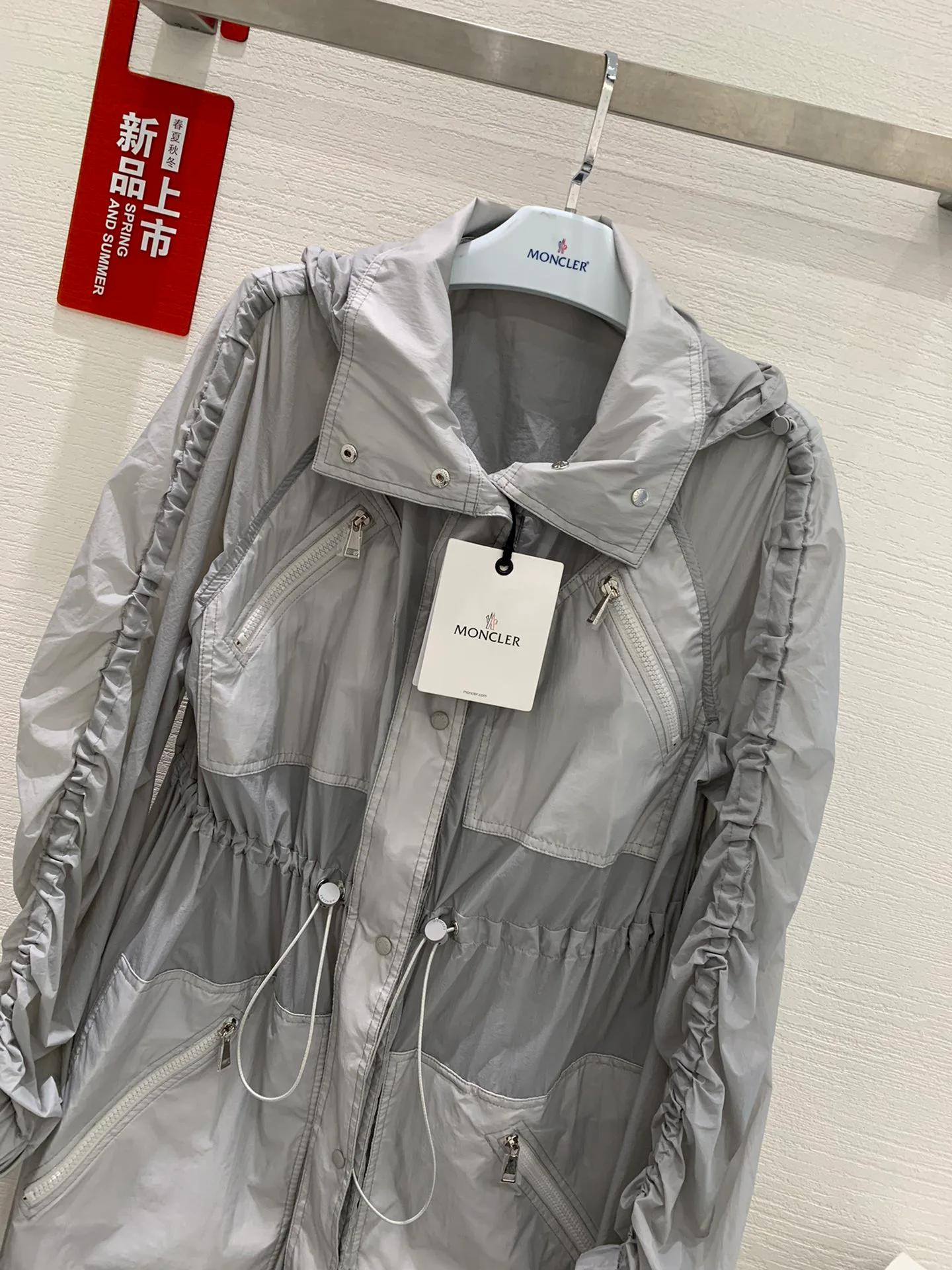 Куртки И Пуховики Женские Moncler 11520203