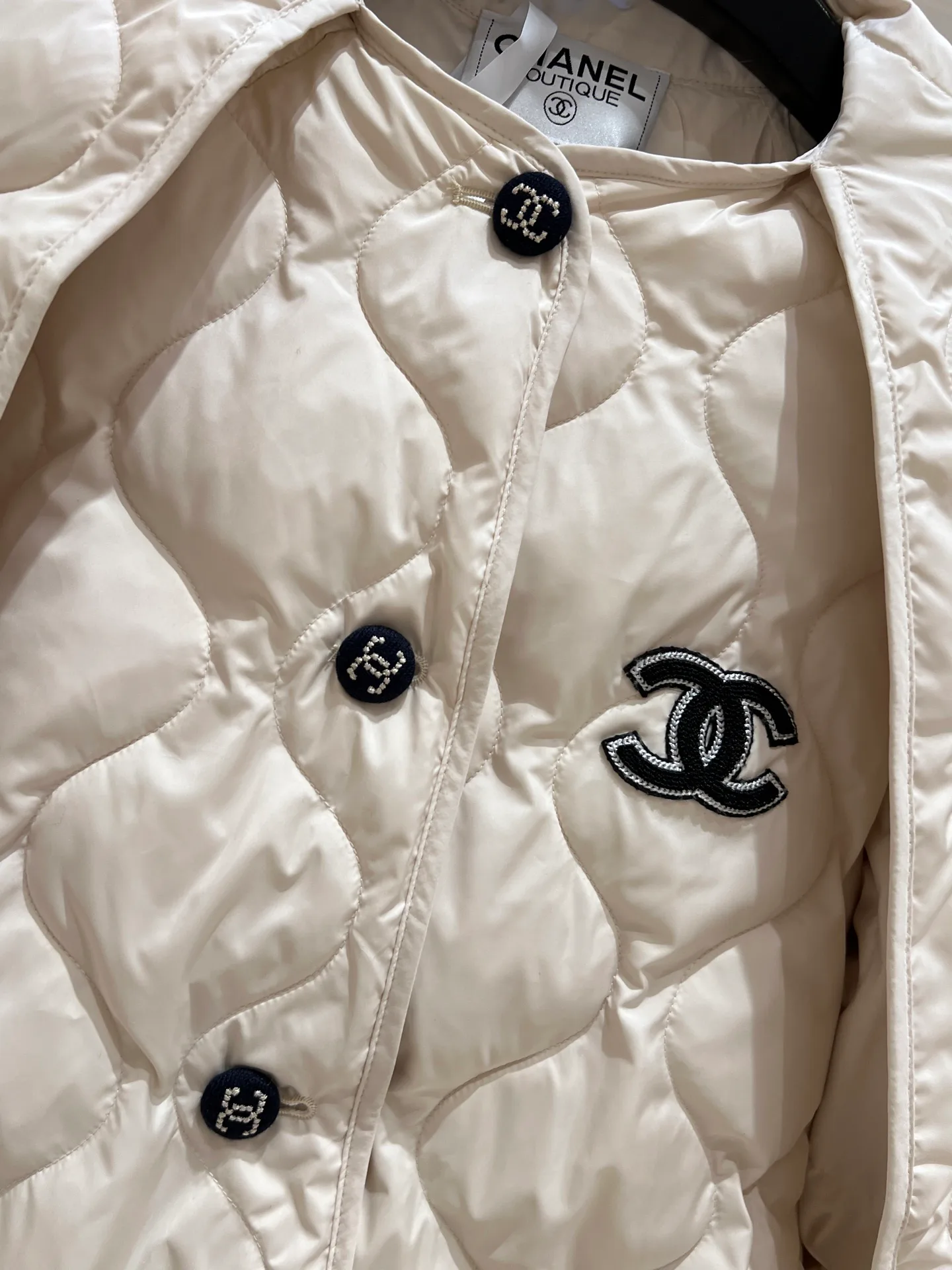 Куртки И Пуховики Женские Chanel 1733122