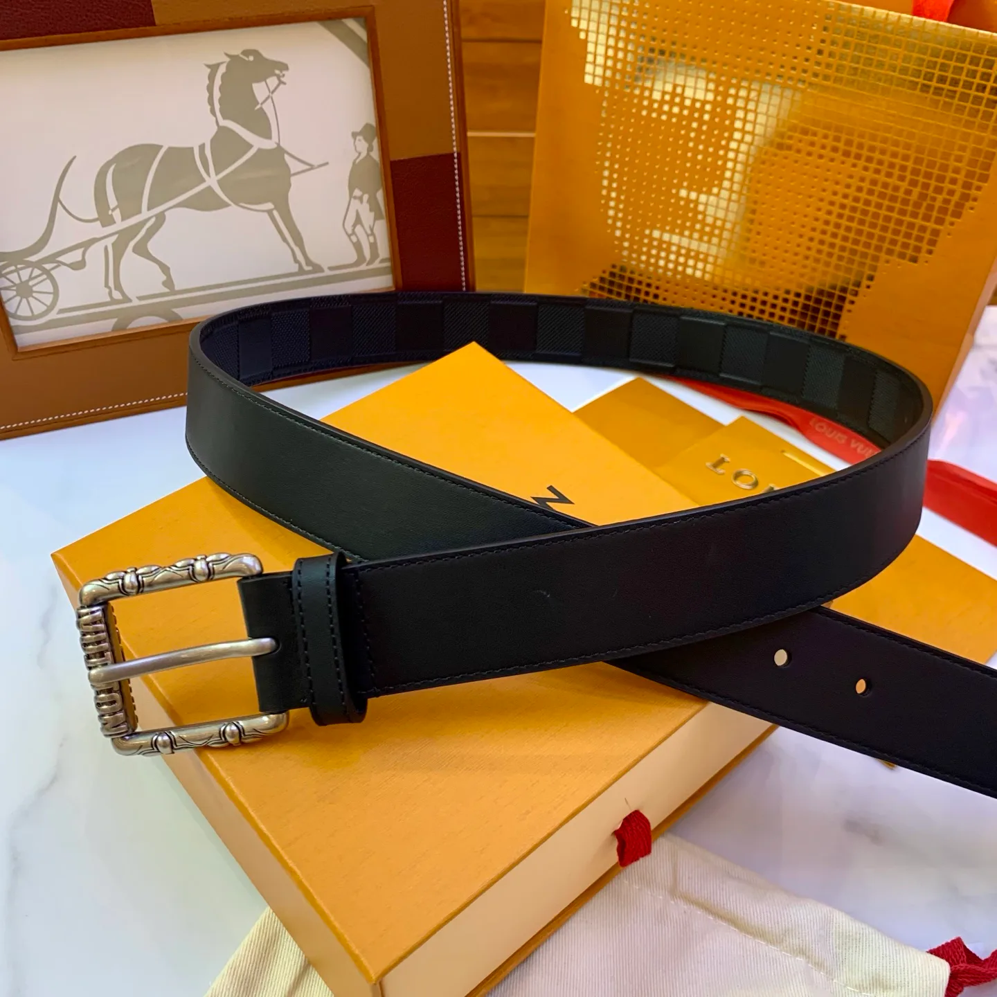 Ремни Louis Vuitton 17638913
