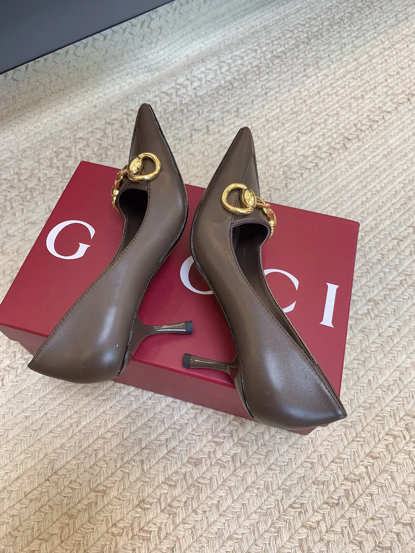 Туфли Женские Gucci 17656665