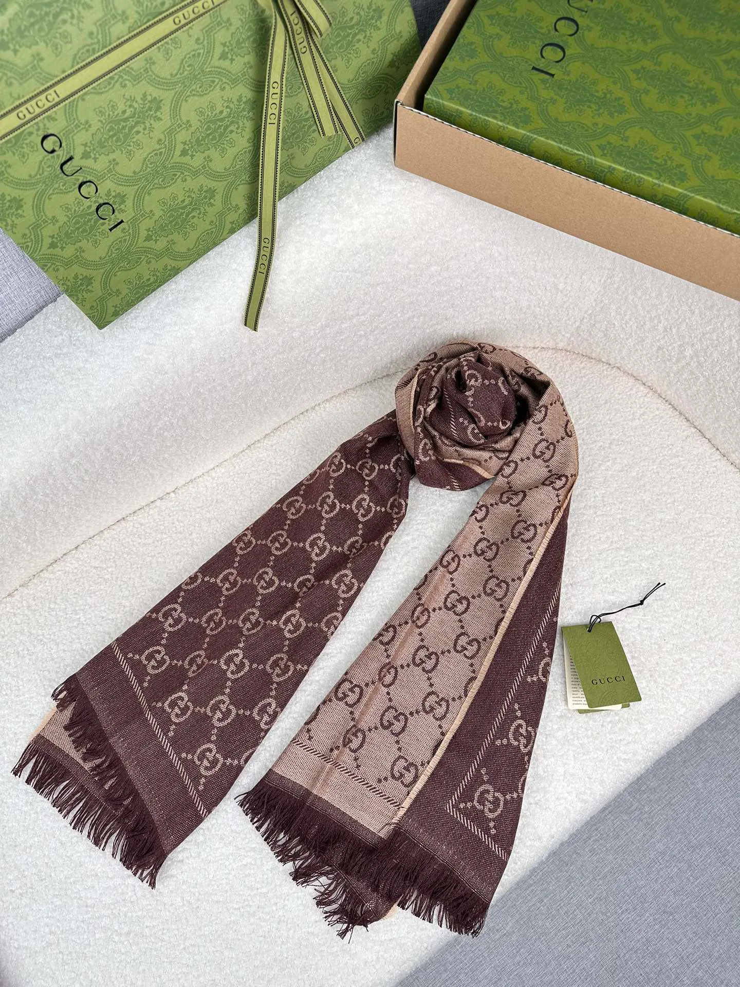 Шарфы Gucci 752749